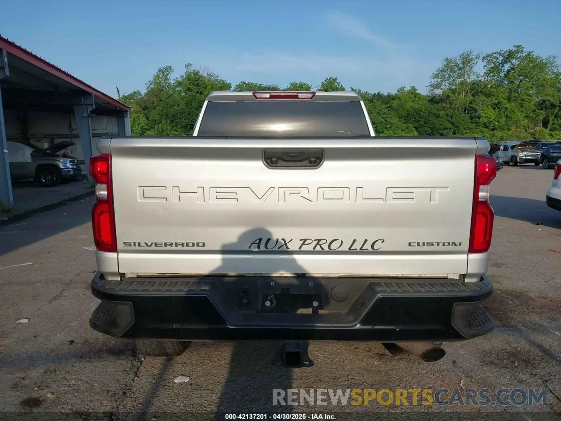 15 Photograph of a damaged car 1GC4WME70MF305286 CHEVROLET SILVERADO 2500HD 2021