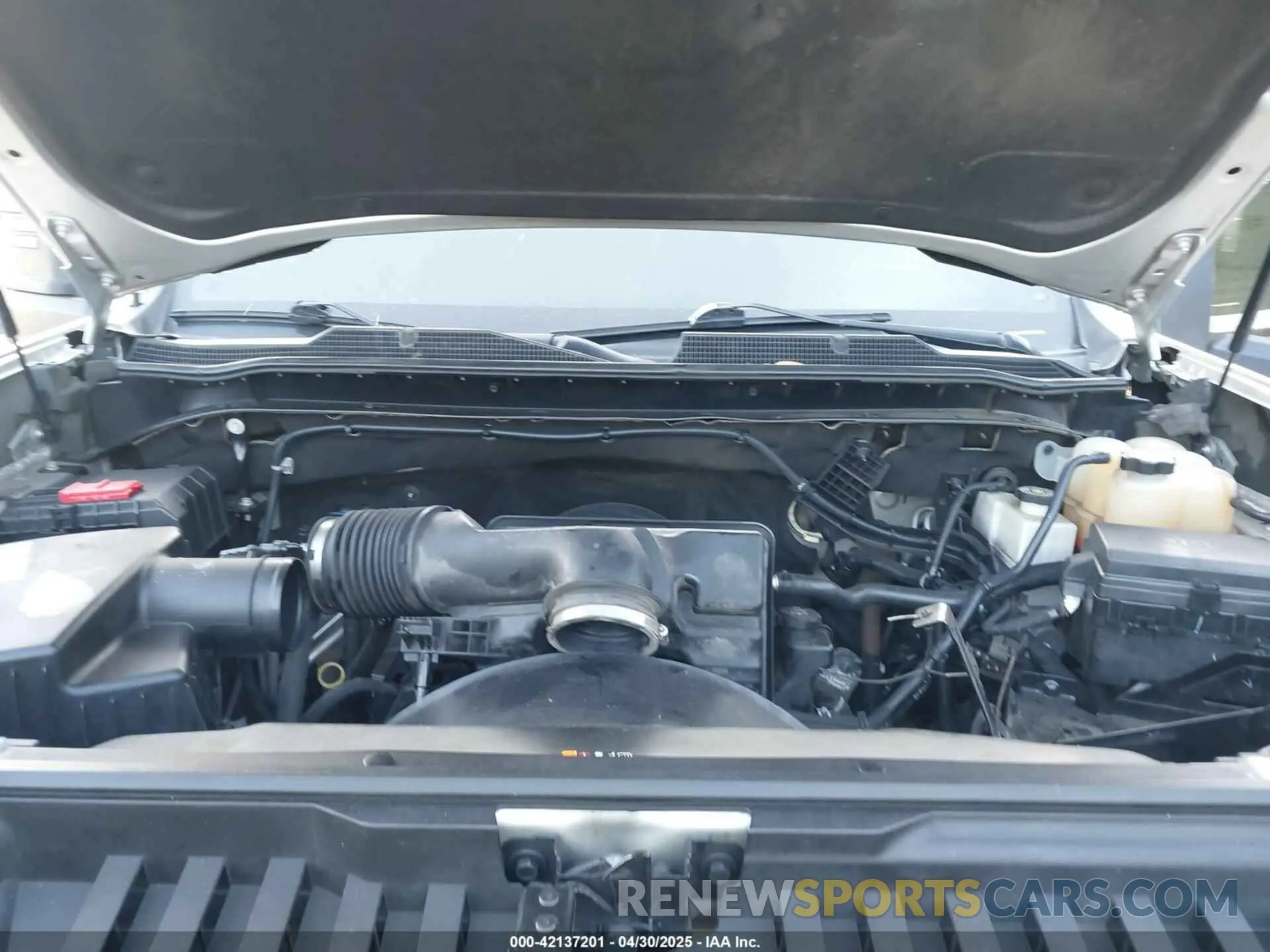 9 Photograph of a damaged car 1GC4WME70MF305286 CHEVROLET SILVERADO 2500HD 2021