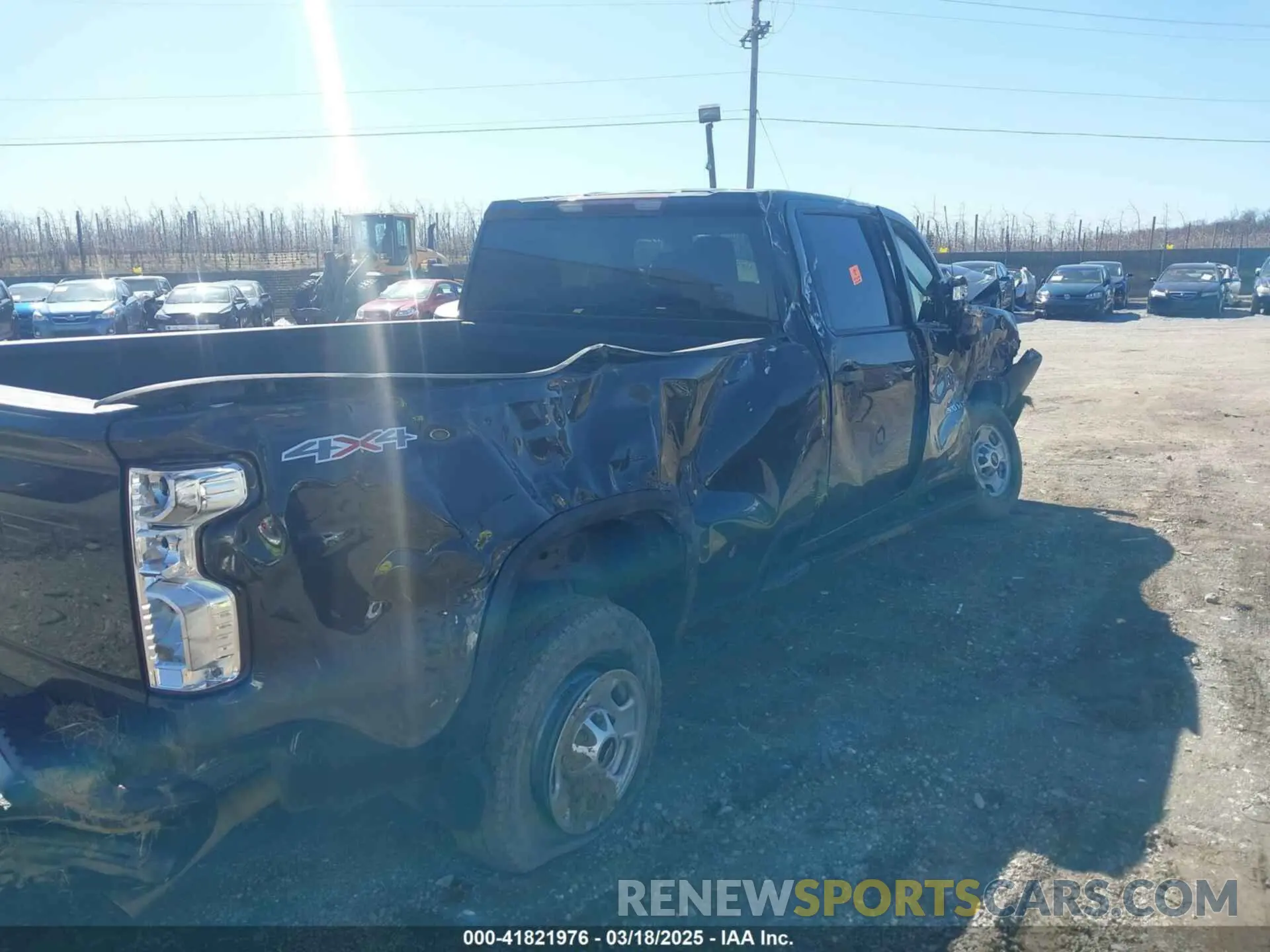 6 Photograph of a damaged car 1GC4YLE75MF112698 CHEVROLET SILVERADO 2500HD 2021