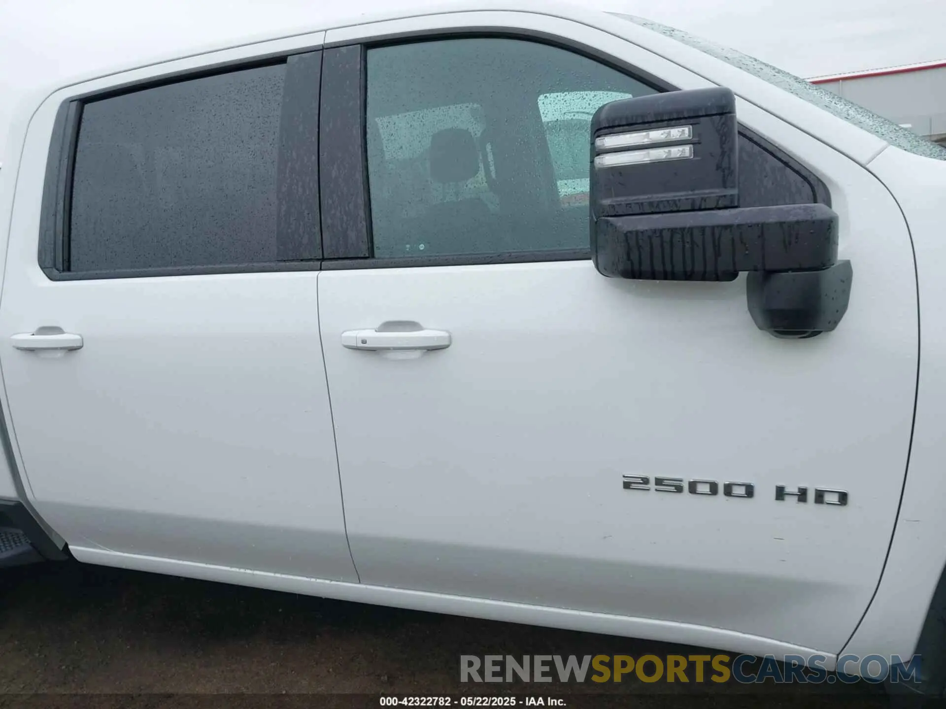 13 Photograph of a damaged car 1GC4YNE72MF211216 CHEVROLET SILVERADO 2500HD 2021