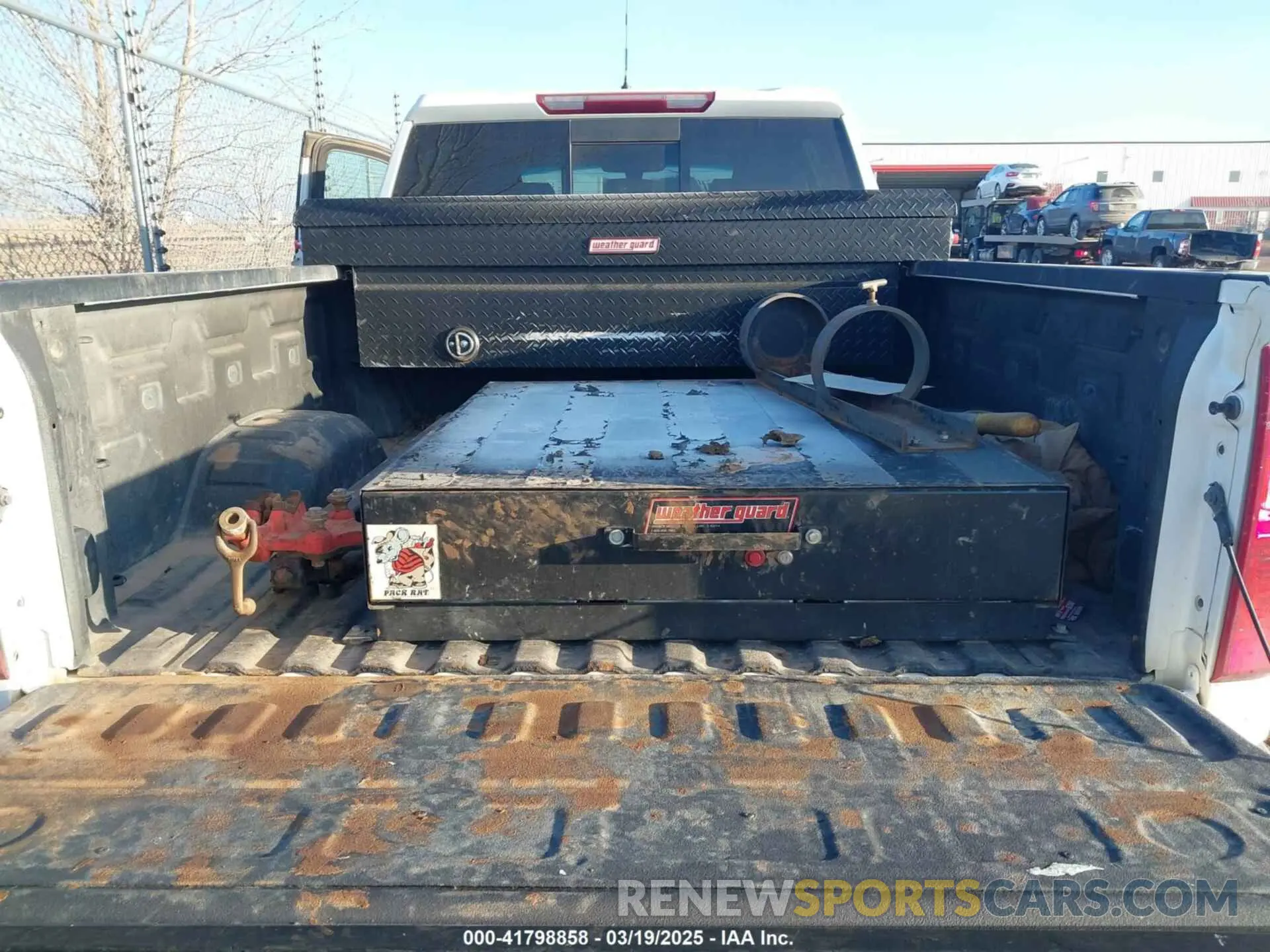 11 Photograph of a damaged car 1GC4YNE76MF134558 CHEVROLET SILVERADO 2500HD 2021