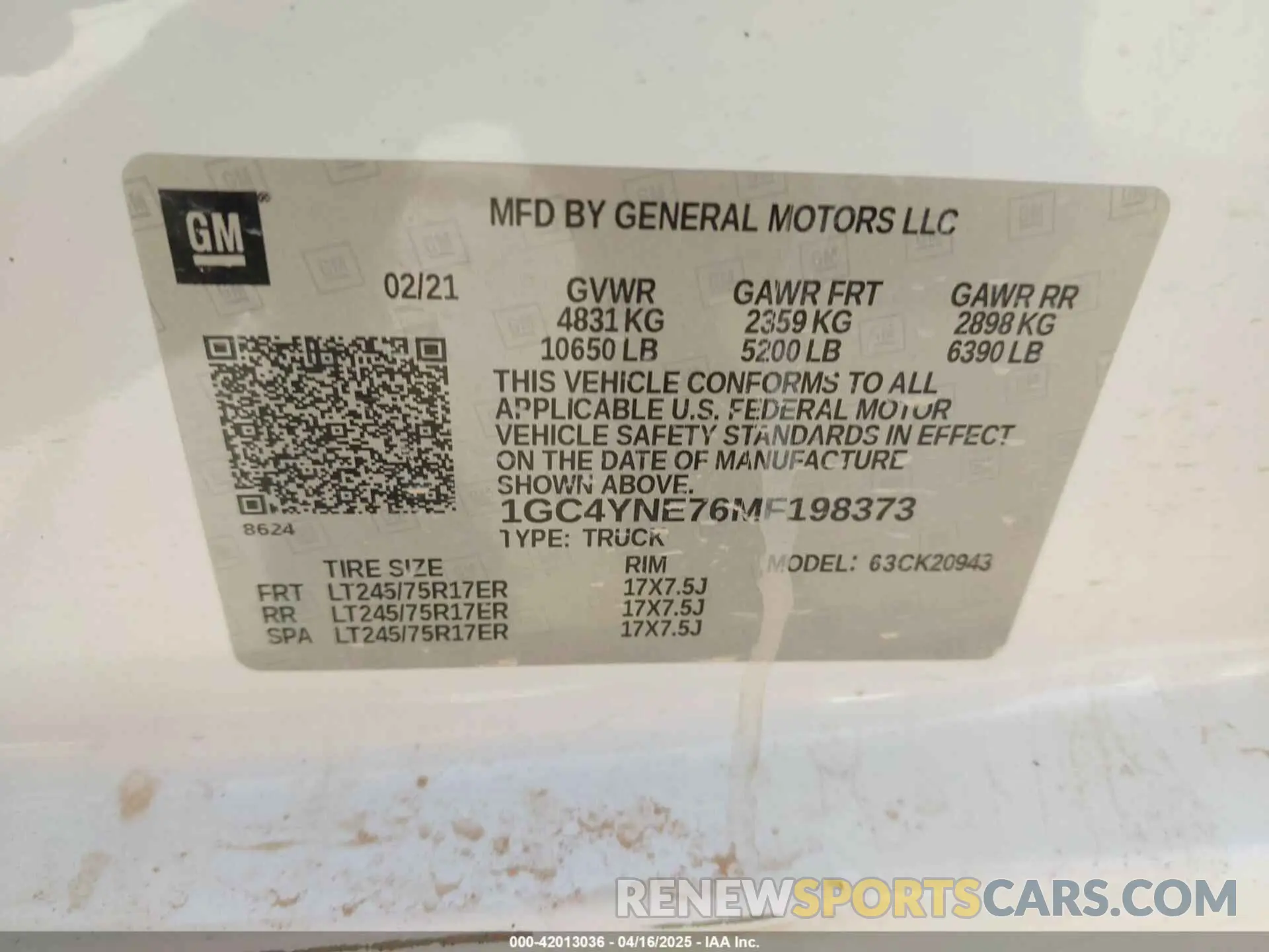 8 Photograph of a damaged car 1GC4YNE76MF198373 CHEVROLET SILVERADO 2500HD 2021