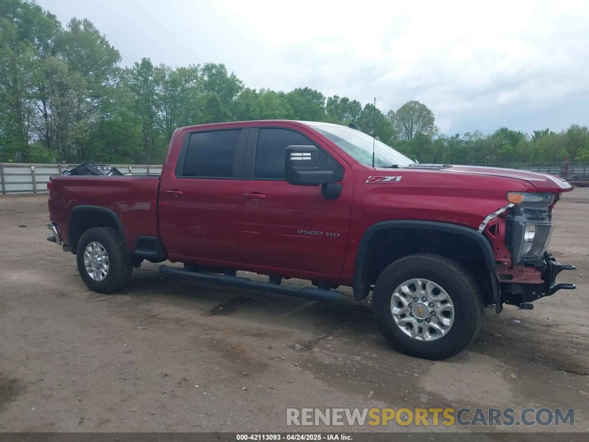 13 Photograph of a damaged car 1GC4YNEY6MF307374 CHEVROLET SILVERADO 2500HD 2021