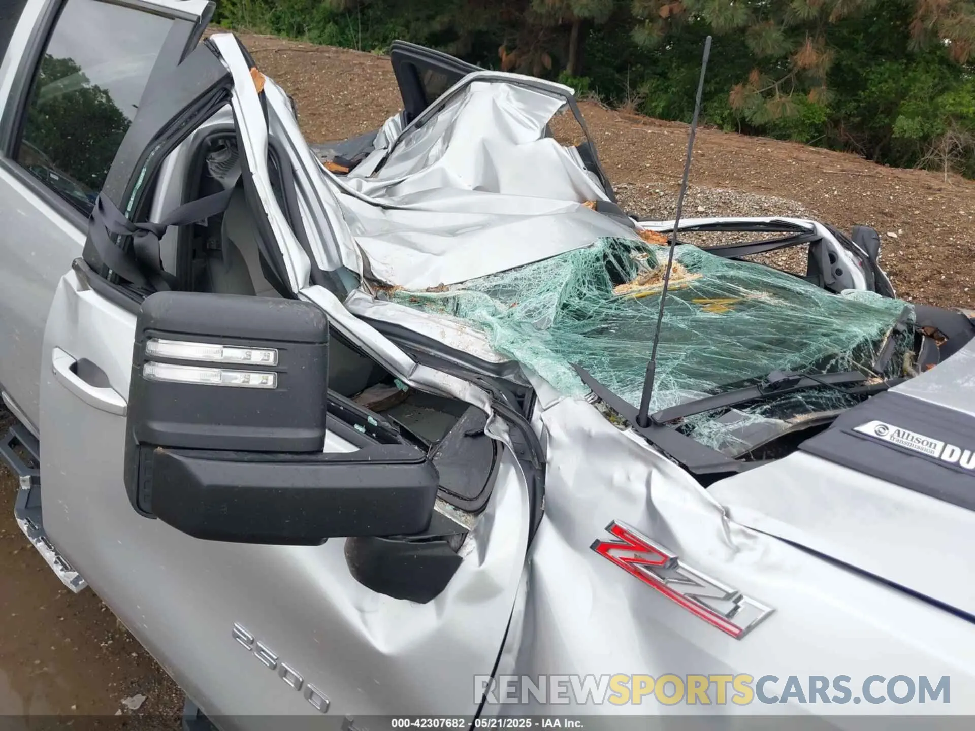 11 Photograph of a damaged car 1GC4YNEY8MF218924 CHEVROLET SILVERADO 2500HD 2021