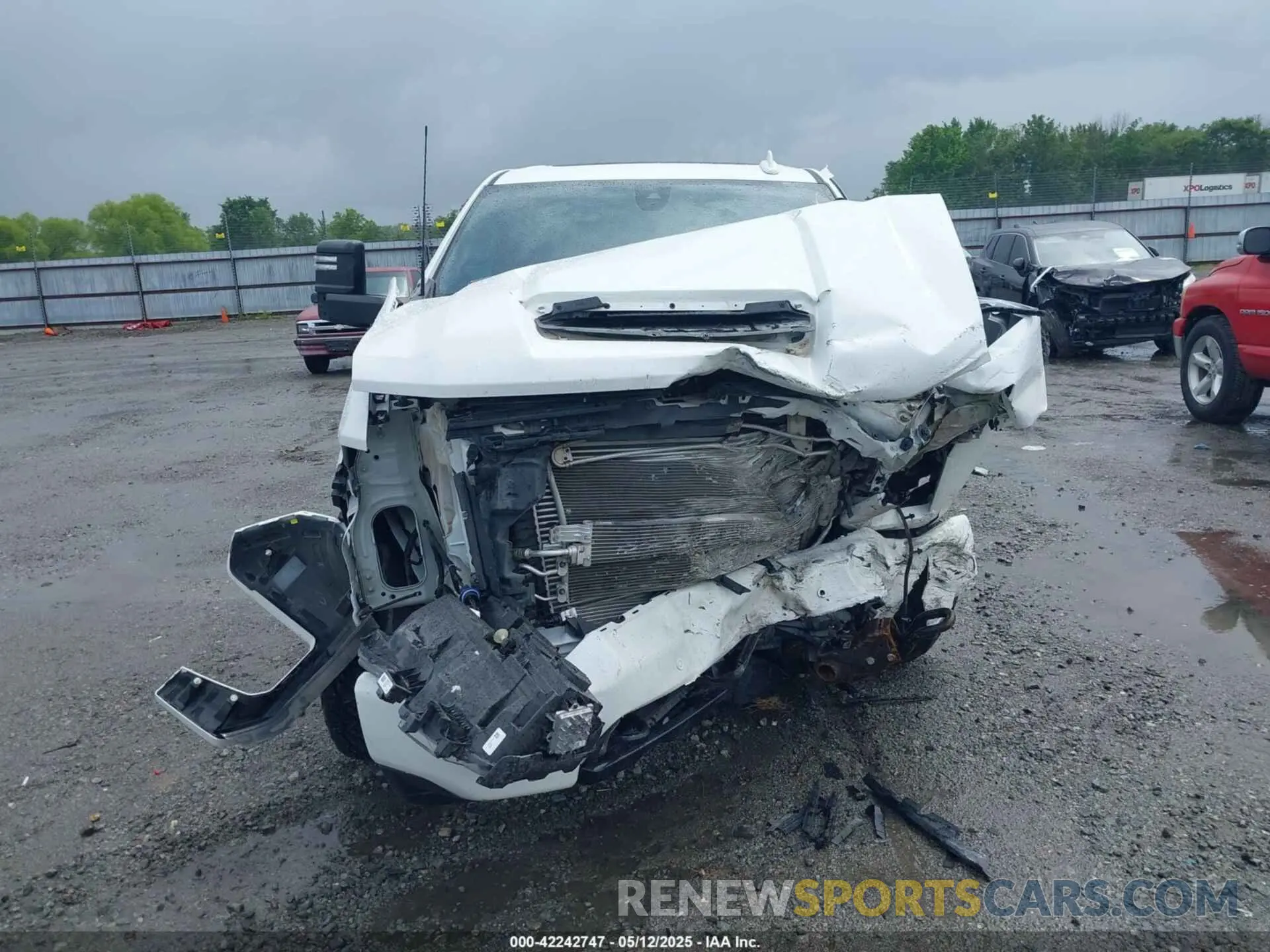 11 Photograph of a damaged car 1GC4YPEY3MF239790 CHEVROLET SILVERADO 2500HD 2021