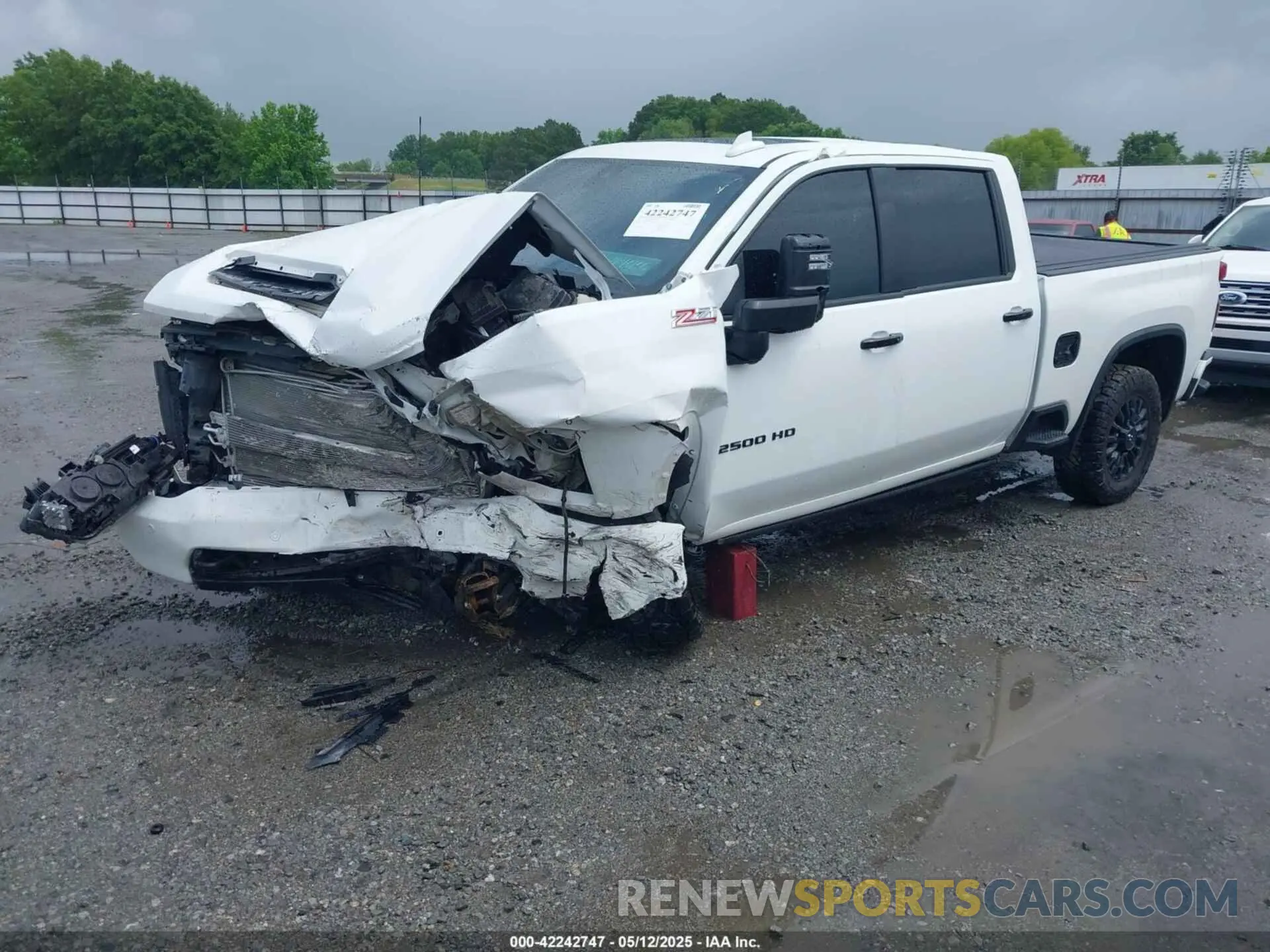 2 Photograph of a damaged car 1GC4YPEY3MF239790 CHEVROLET SILVERADO 2500HD 2021