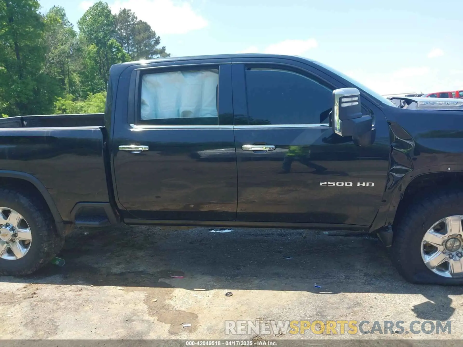 13 Photograph of a damaged car 1GC4YPEY6MF150487 CHEVROLET SILVERADO 2500HD 2021