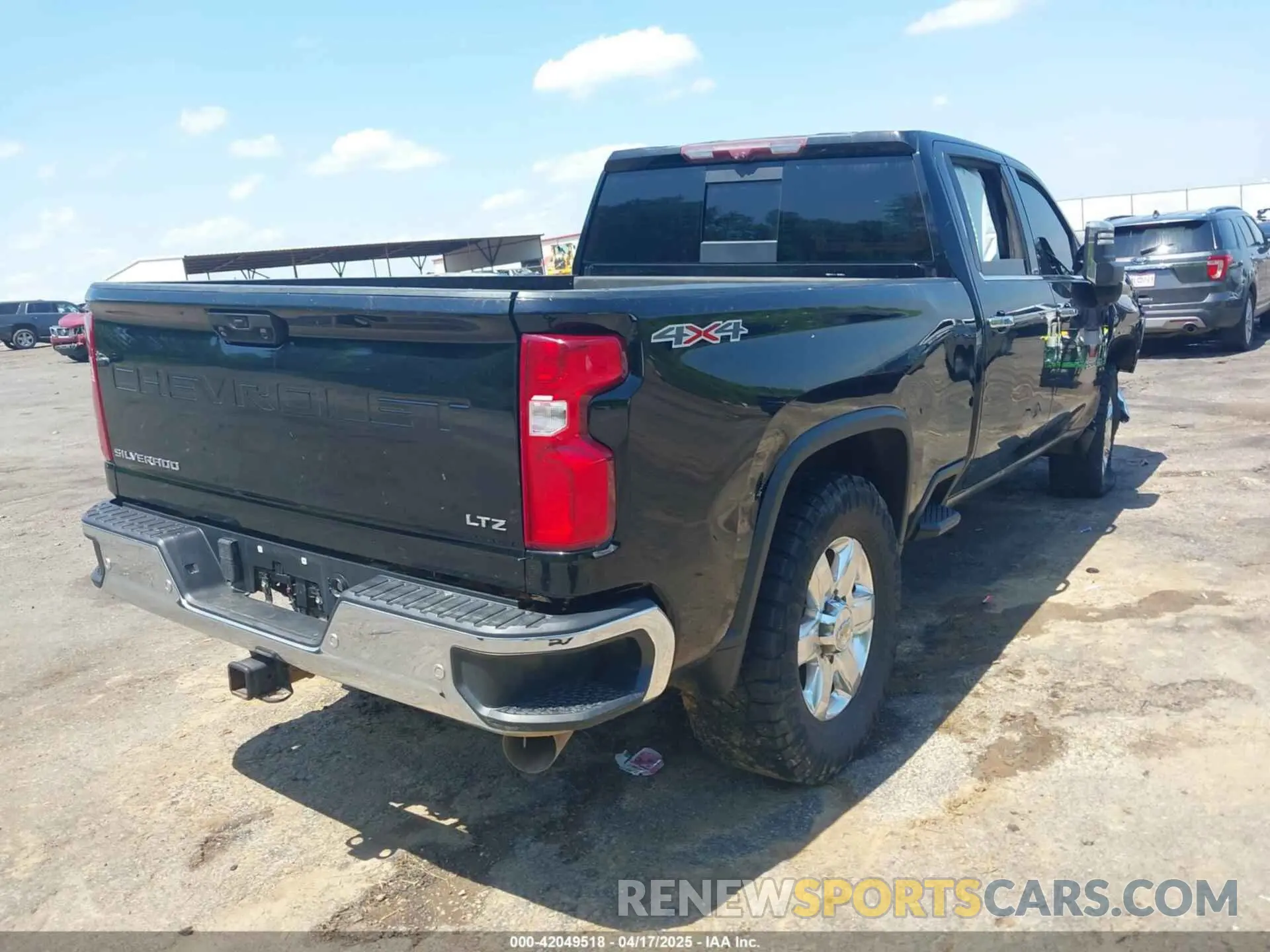 4 Photograph of a damaged car 1GC4YPEY6MF150487 CHEVROLET SILVERADO 2500HD 2021