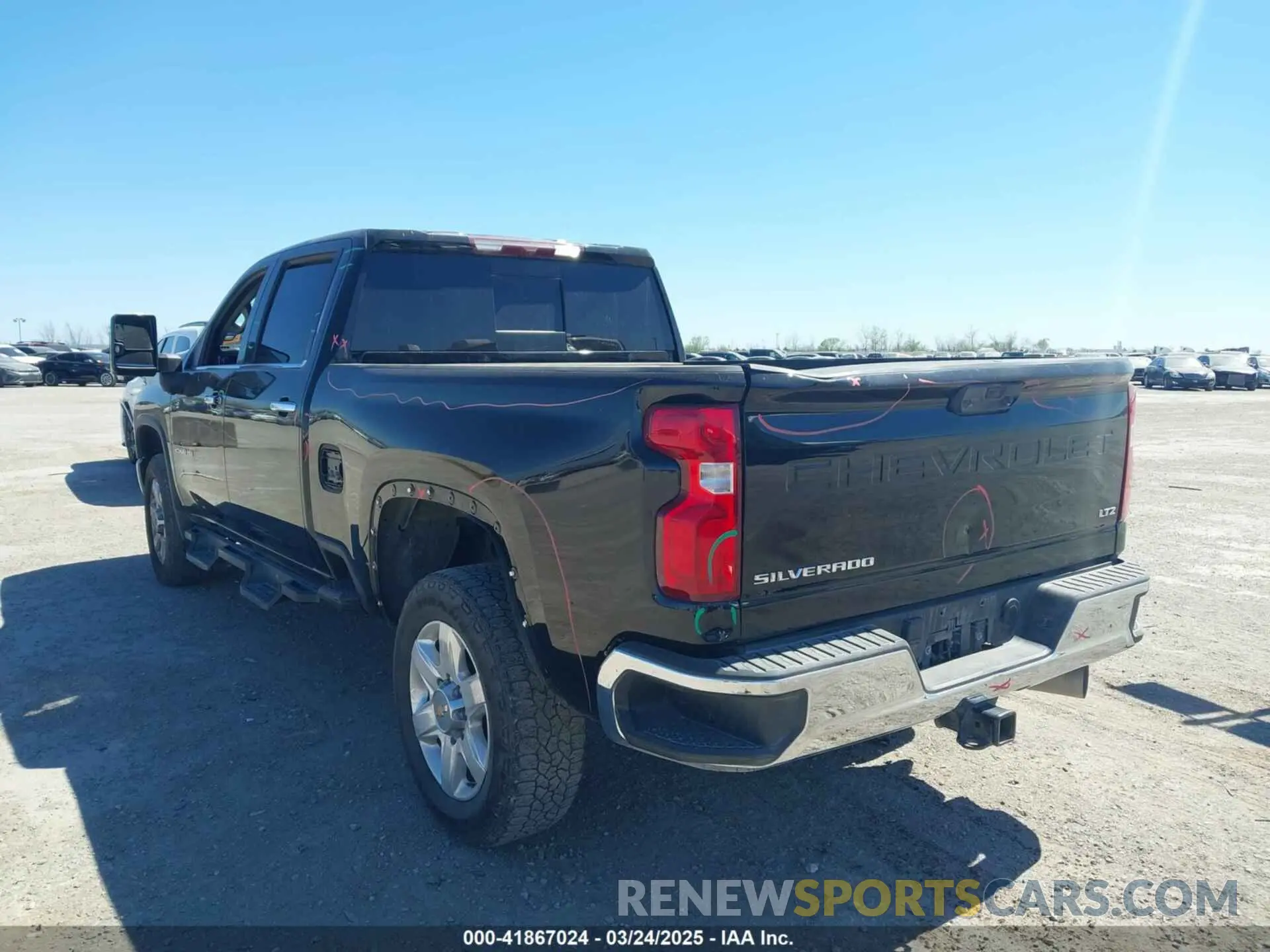3 Photograph of a damaged car 1GC4YPEY8MF308554 CHEVROLET SILVERADO 2500HD 2021