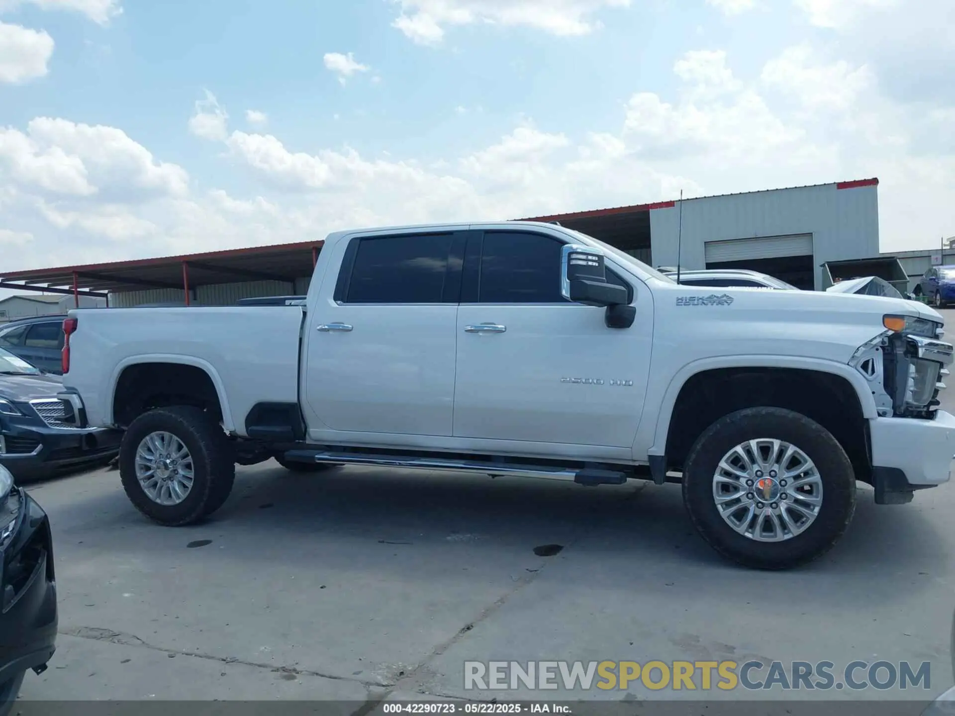 13 Photograph of a damaged car 1GC4YREY1MF242957 CHEVROLET SILVERADO 2500HD 2021