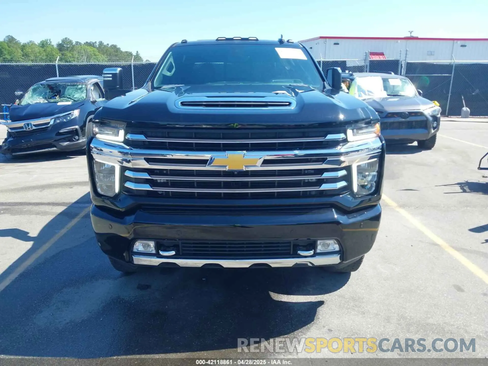 11 Photograph of a damaged car 1GC4YREY7MF208926 CHEVROLET SILVERADO 2500HD 2021