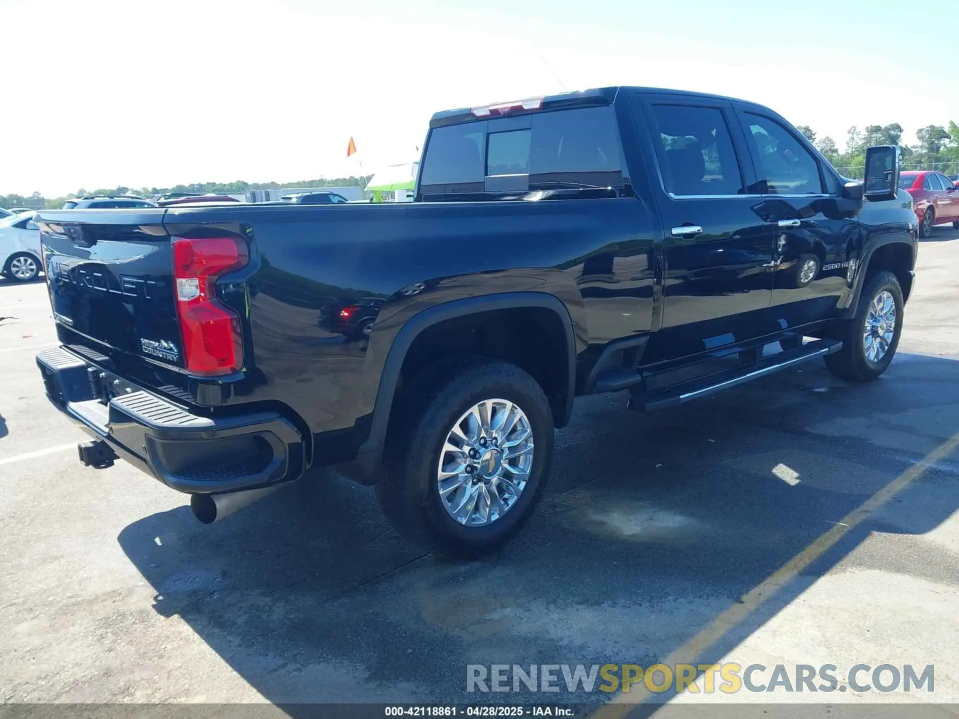 4 Photograph of a damaged car 1GC4YREY7MF208926 CHEVROLET SILVERADO 2500HD 2021