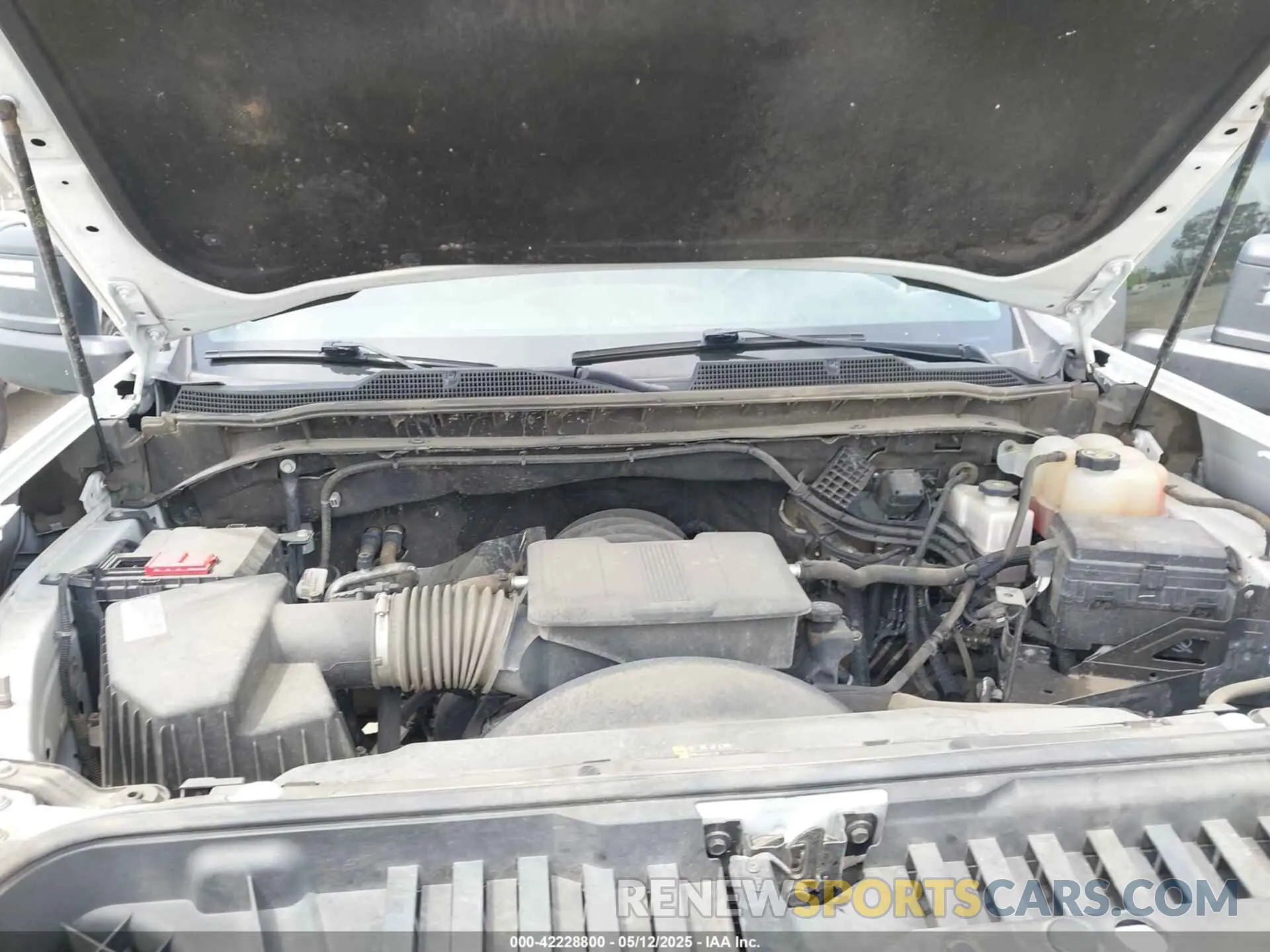9 Photograph of a damaged car 1GC5YLE75MF221487 CHEVROLET SILVERADO 2500HD 2021