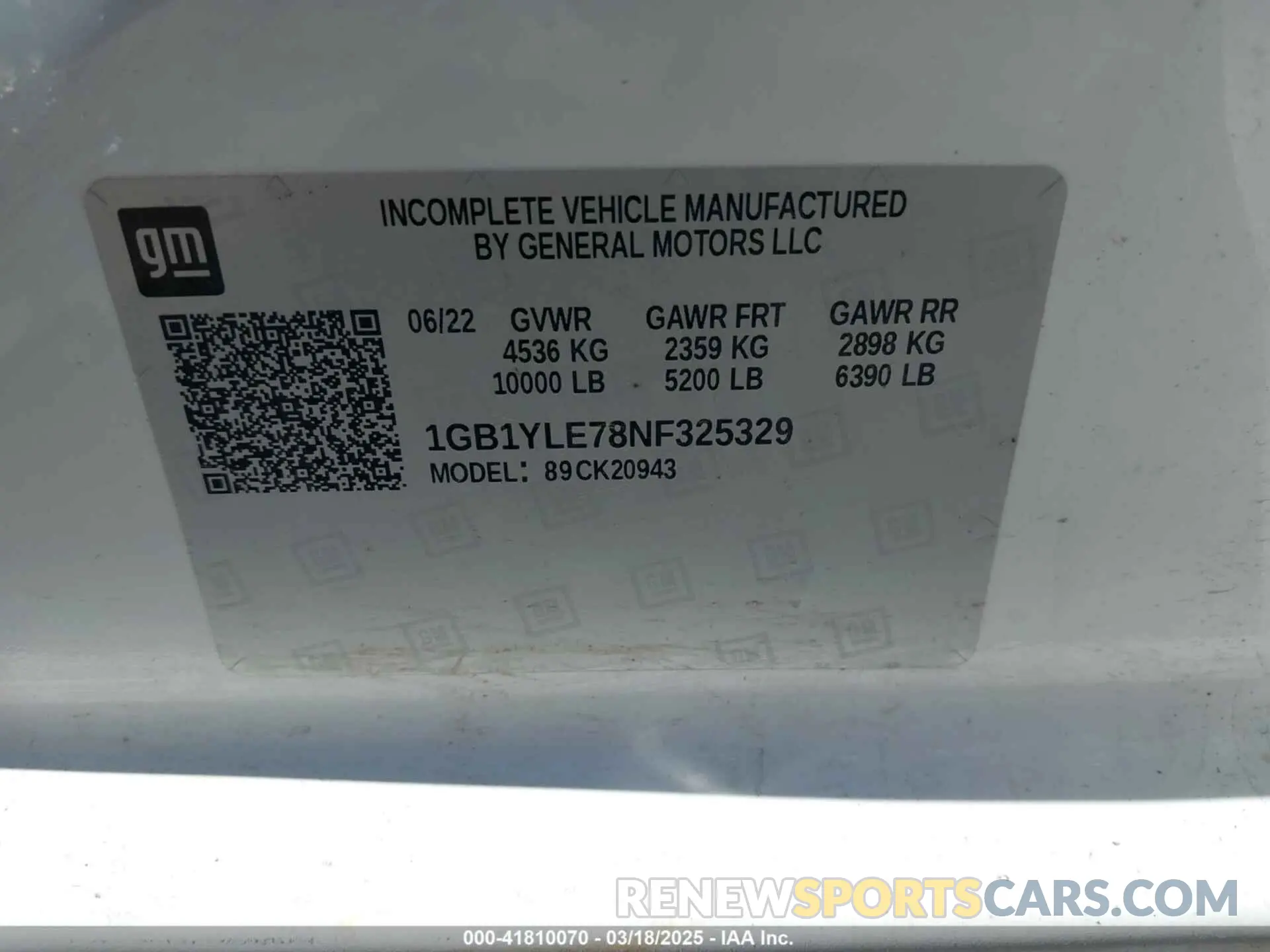 9 Photograph of a damaged car 1GB1YLE78NF325329 CHEVROLET SILVERADO 2500HD 2022