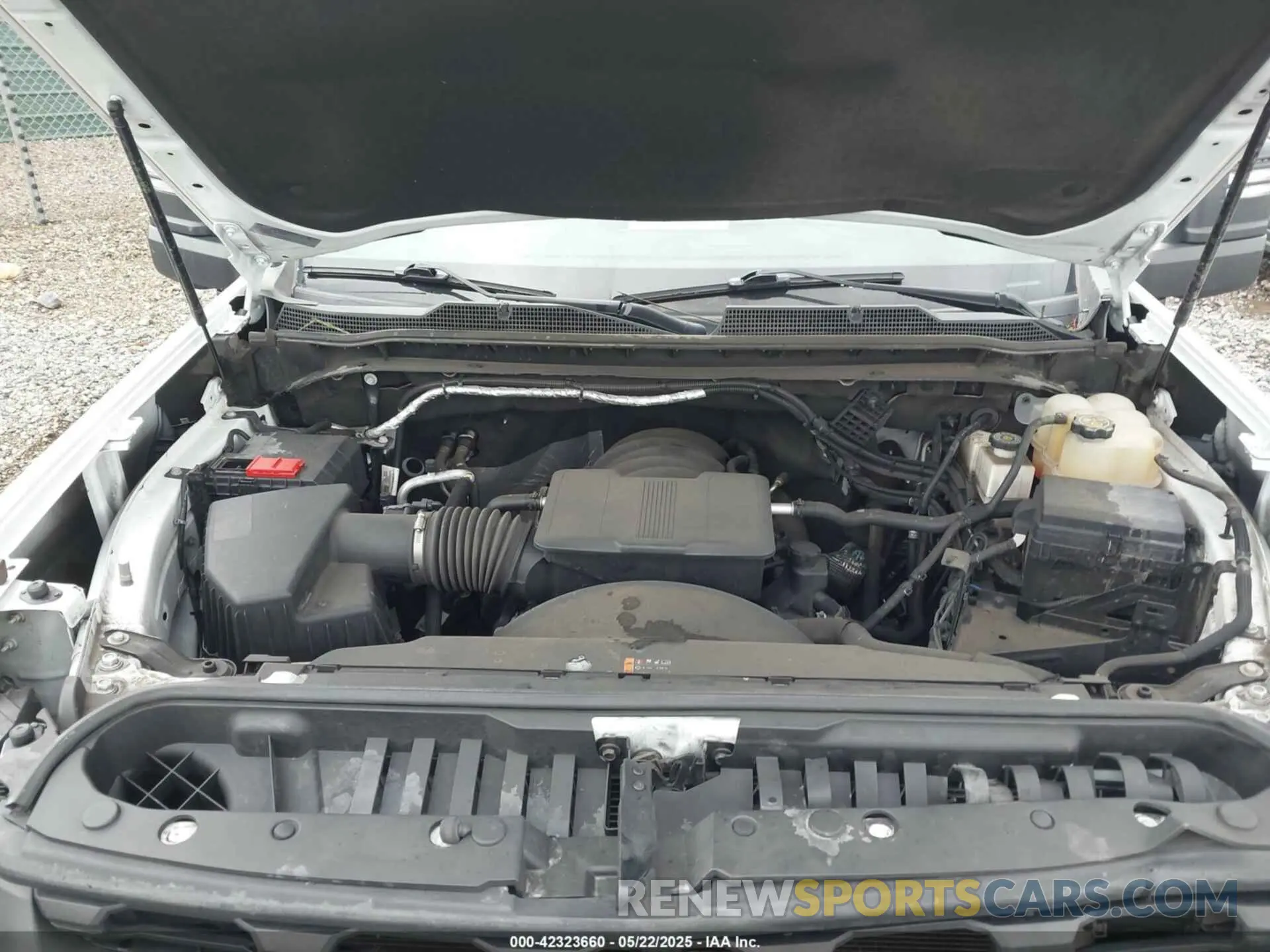 10 Photograph of a damaged car 1GB2YLE73NF247823 CHEVROLET SILVERADO 2500HD 2022