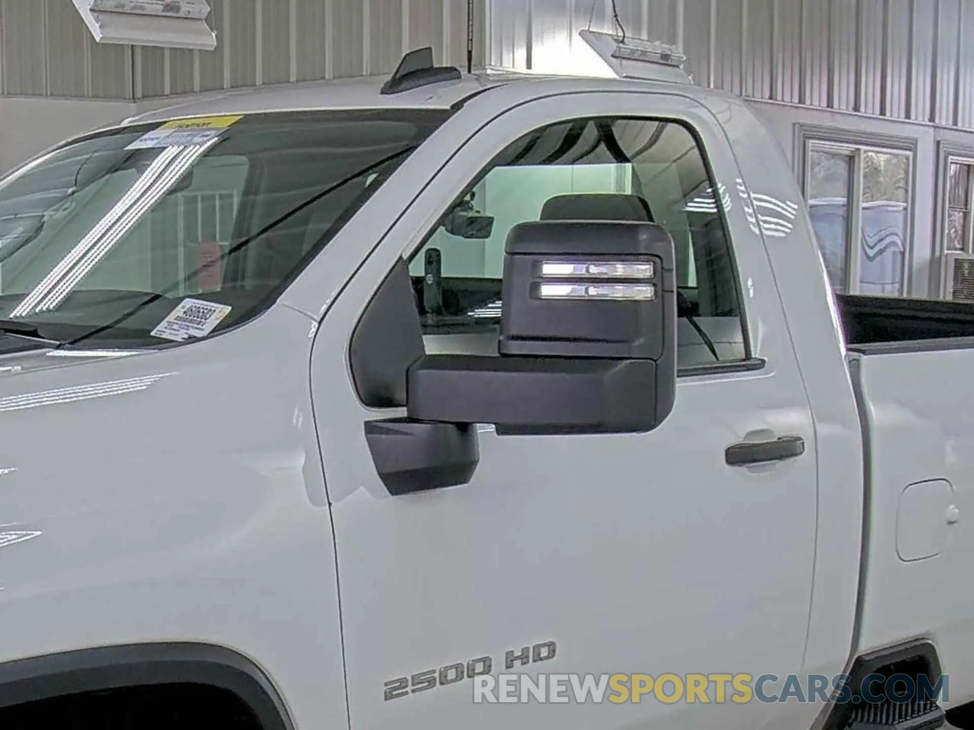 26 Photograph of a damaged car 1GC0YLE72NF339055 CHEVROLET SILVERADO 2500HD 2022