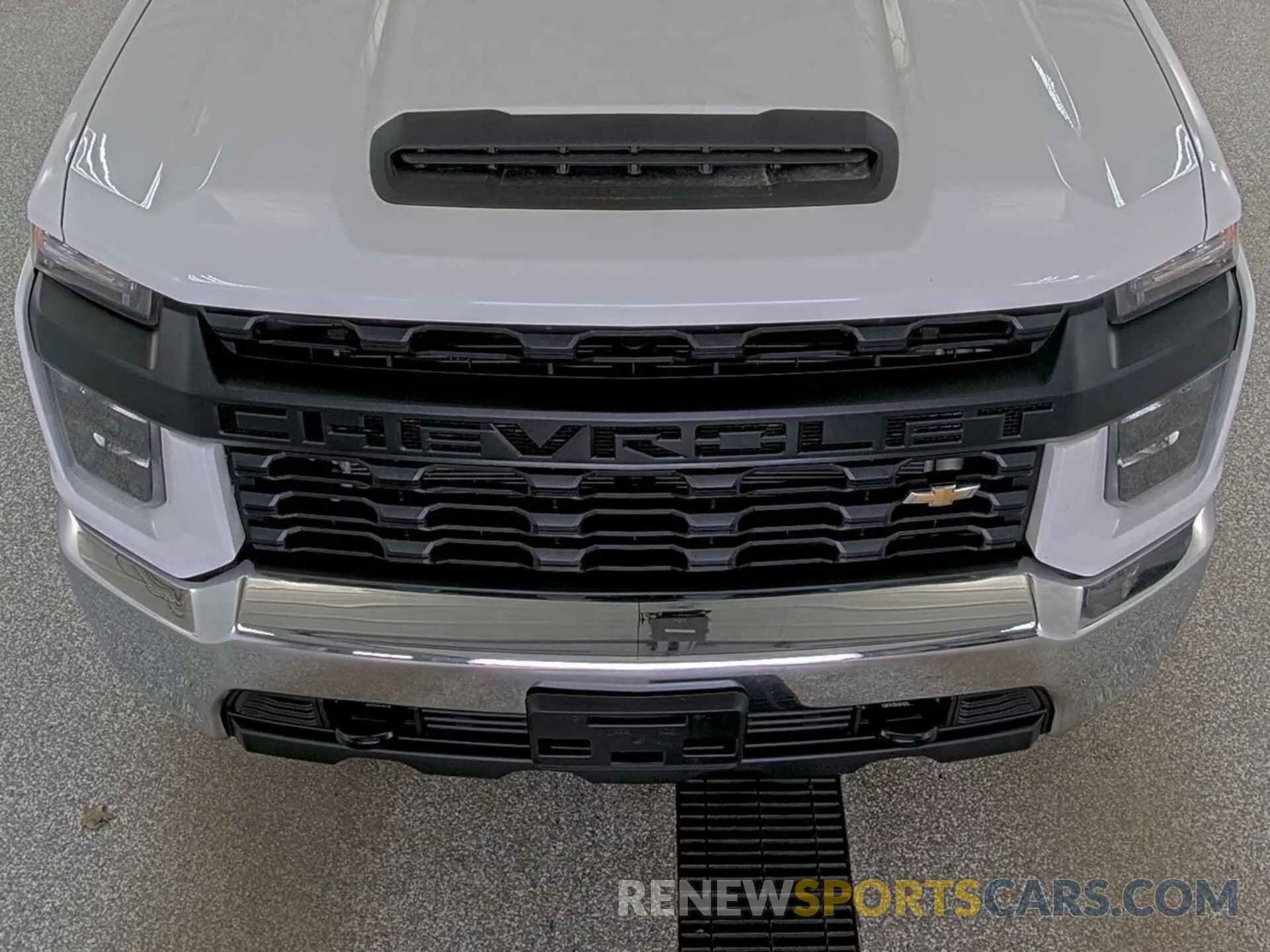 9 Photograph of a damaged car 1GC0YLE72NF348144 CHEVROLET SILVERADO 2500HD 2022