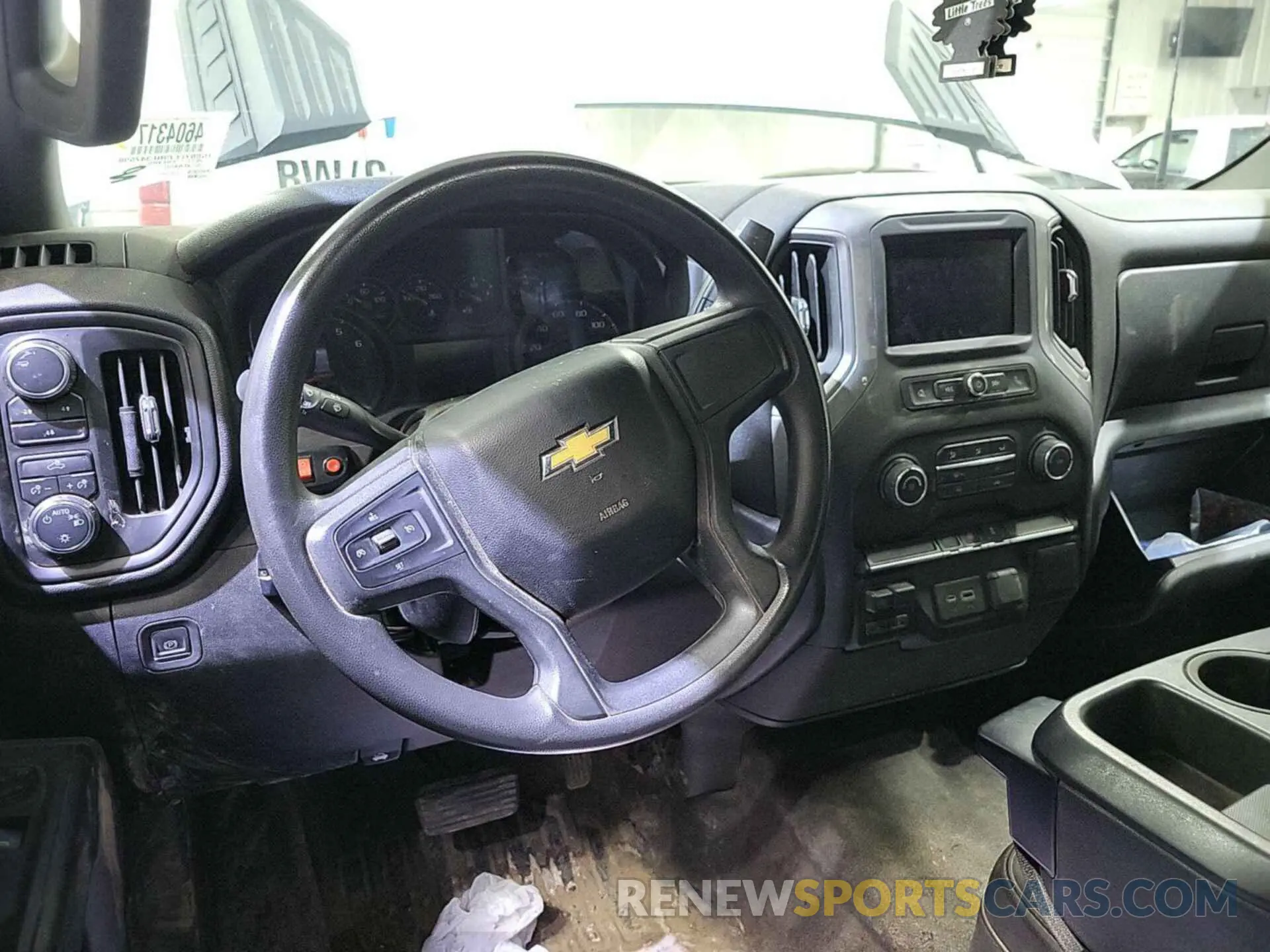 9 Photograph of a damaged car 1GC0YLE73NF347598 CHEVROLET SILVERADO 2500HD 2022