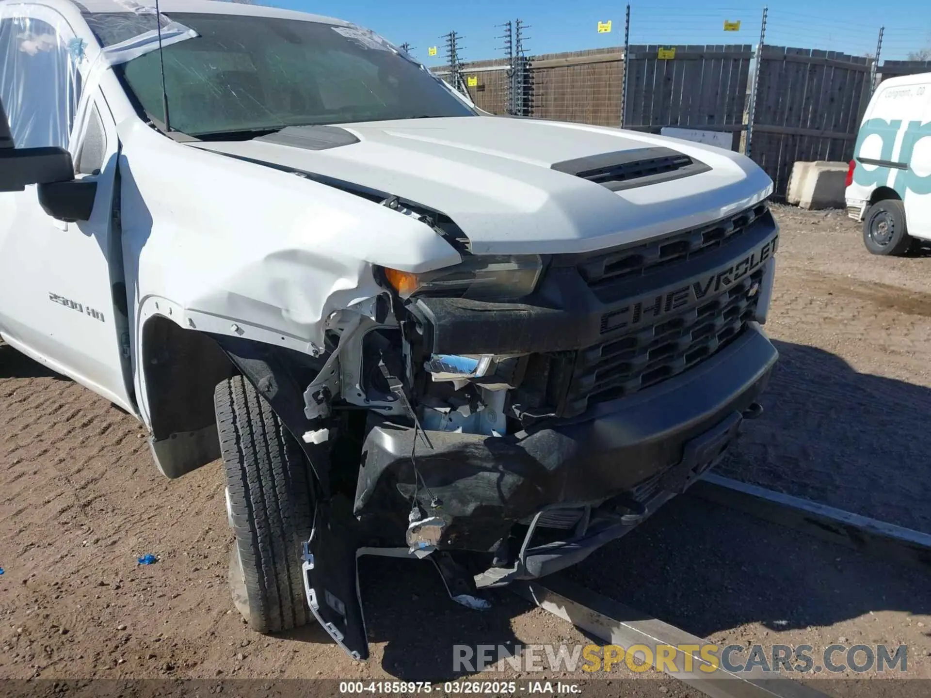6 Photograph of a damaged car 1GC0YLE74NF344760 CHEVROLET SILVERADO 2500HD 2022