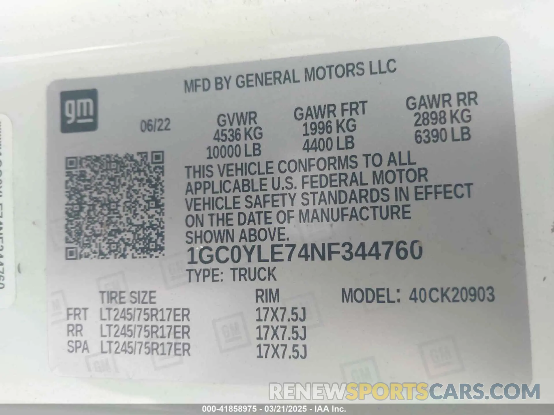 9 Photograph of a damaged car 1GC0YLE74NF344760 CHEVROLET SILVERADO 2500HD 2022