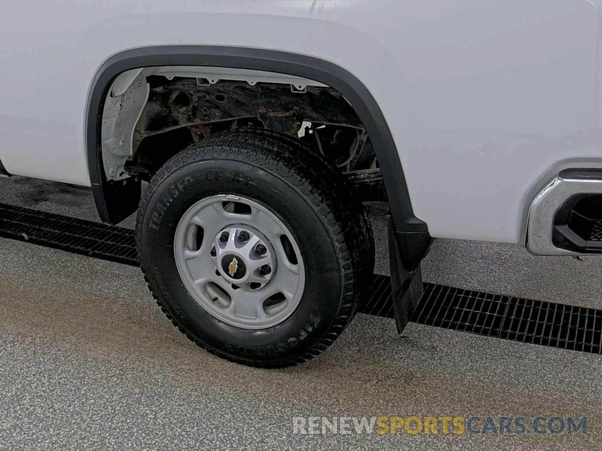 1 Photograph of a damaged car 1GC0YLE76NF263887 CHEVROLET SILVERADO 2500HD 2022