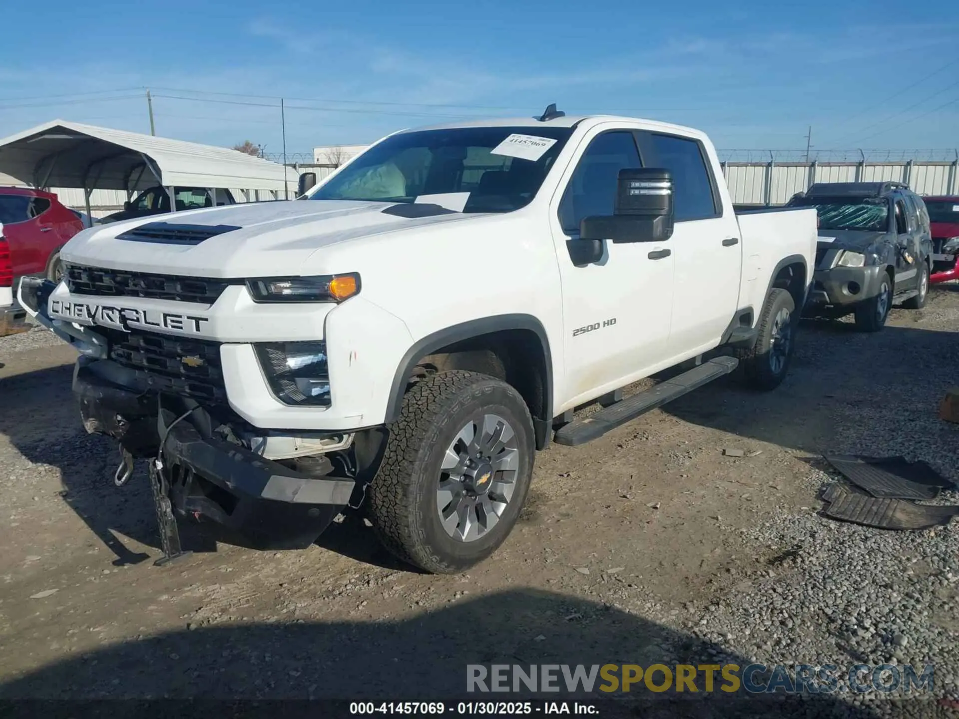 2 Photograph of a damaged car 1GC1YME70NF354549 CHEVROLET SILVERADO 2500HD 2022