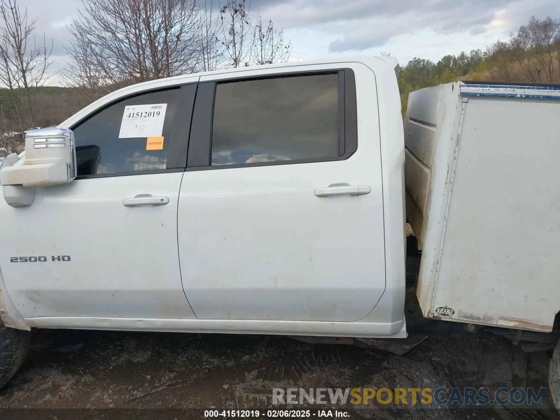 13 Photograph of a damaged car 1GC1YNEY7NF246461 CHEVROLET SILVERADO 2500HD 2022