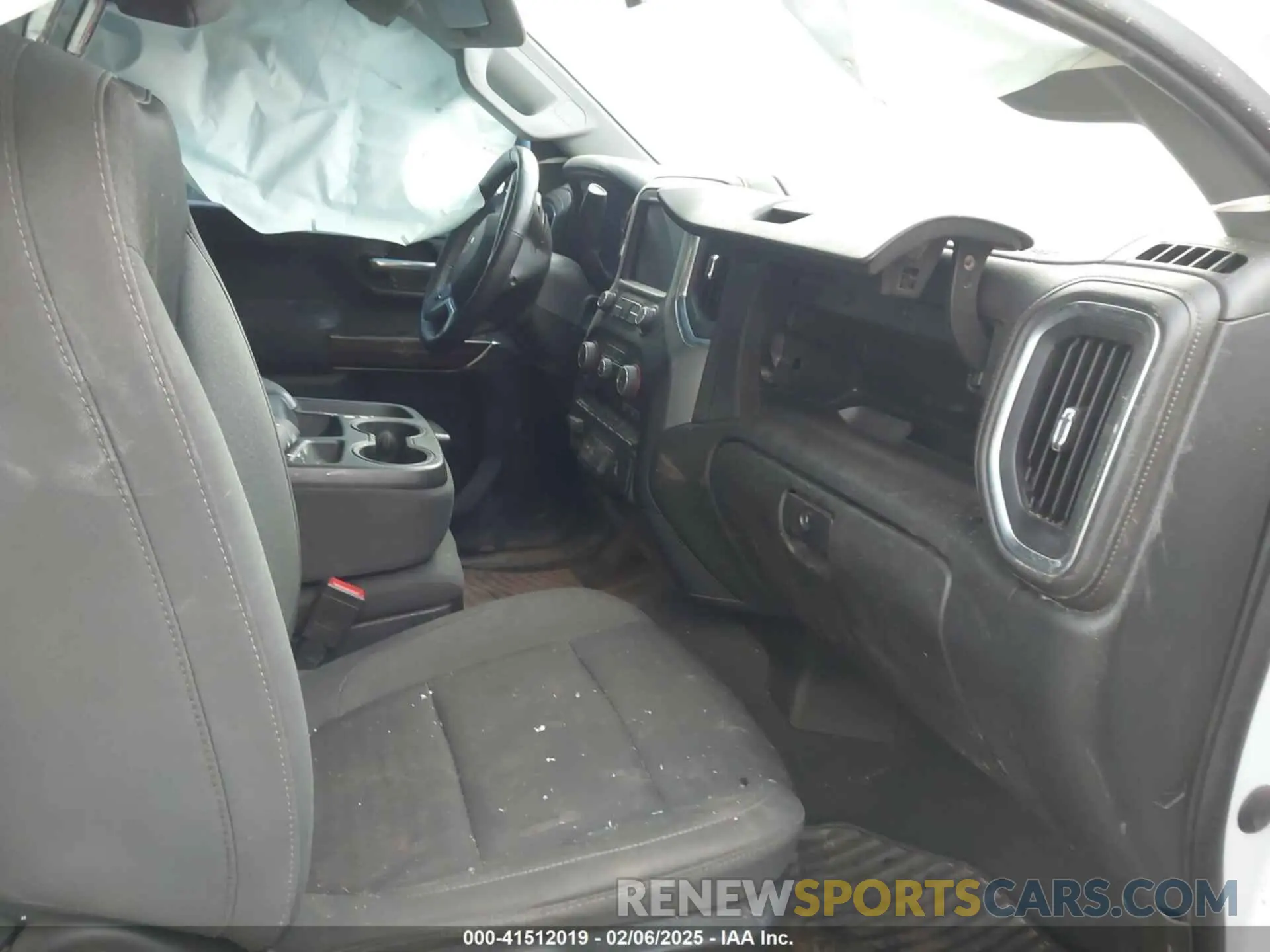 5 Photograph of a damaged car 1GC1YNEY7NF246461 CHEVROLET SILVERADO 2500HD 2022