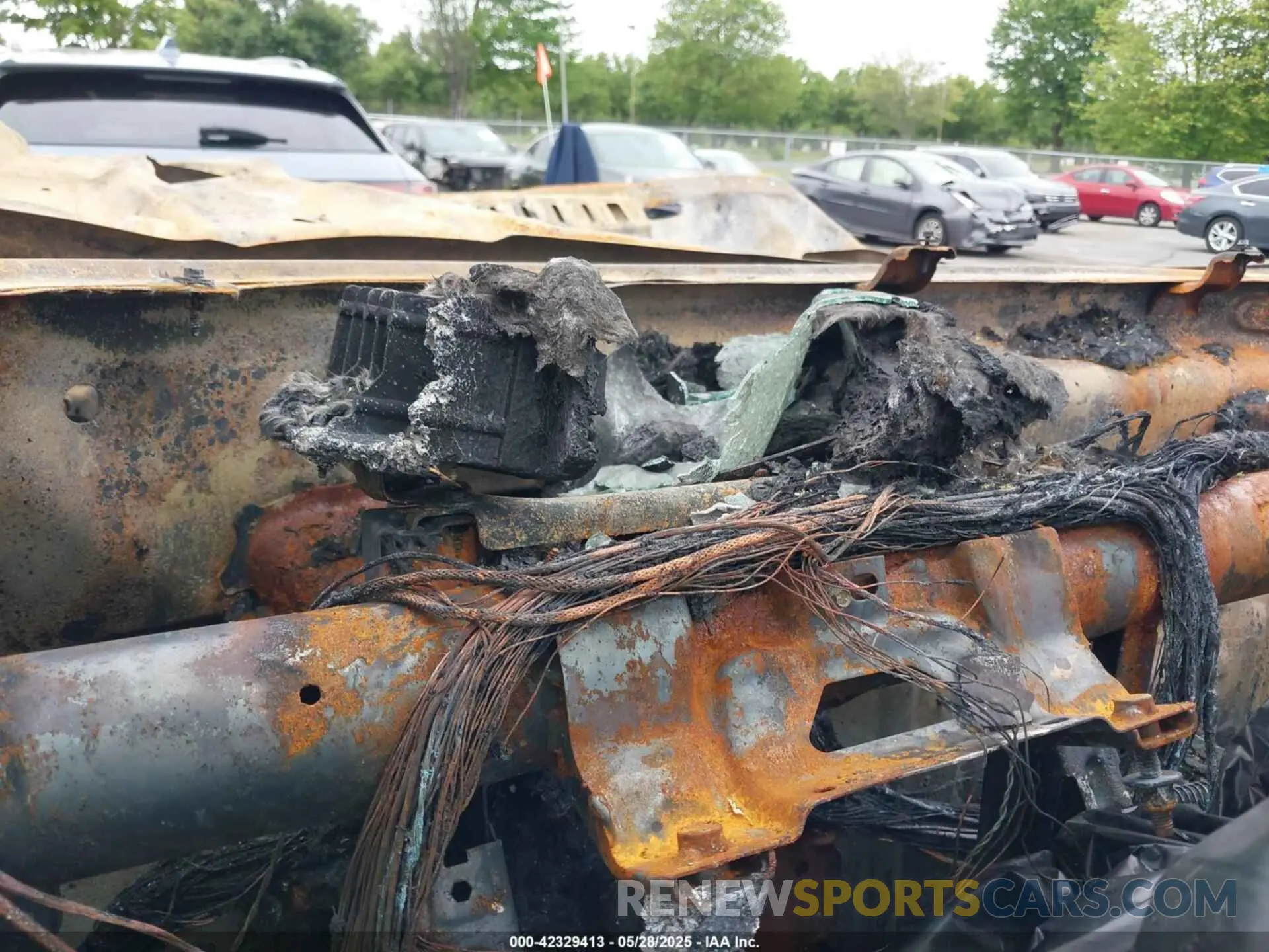 7 Photograph of a damaged car 1GC1YREY1NF112648 CHEVROLET SILVERADO 2500HD 2022