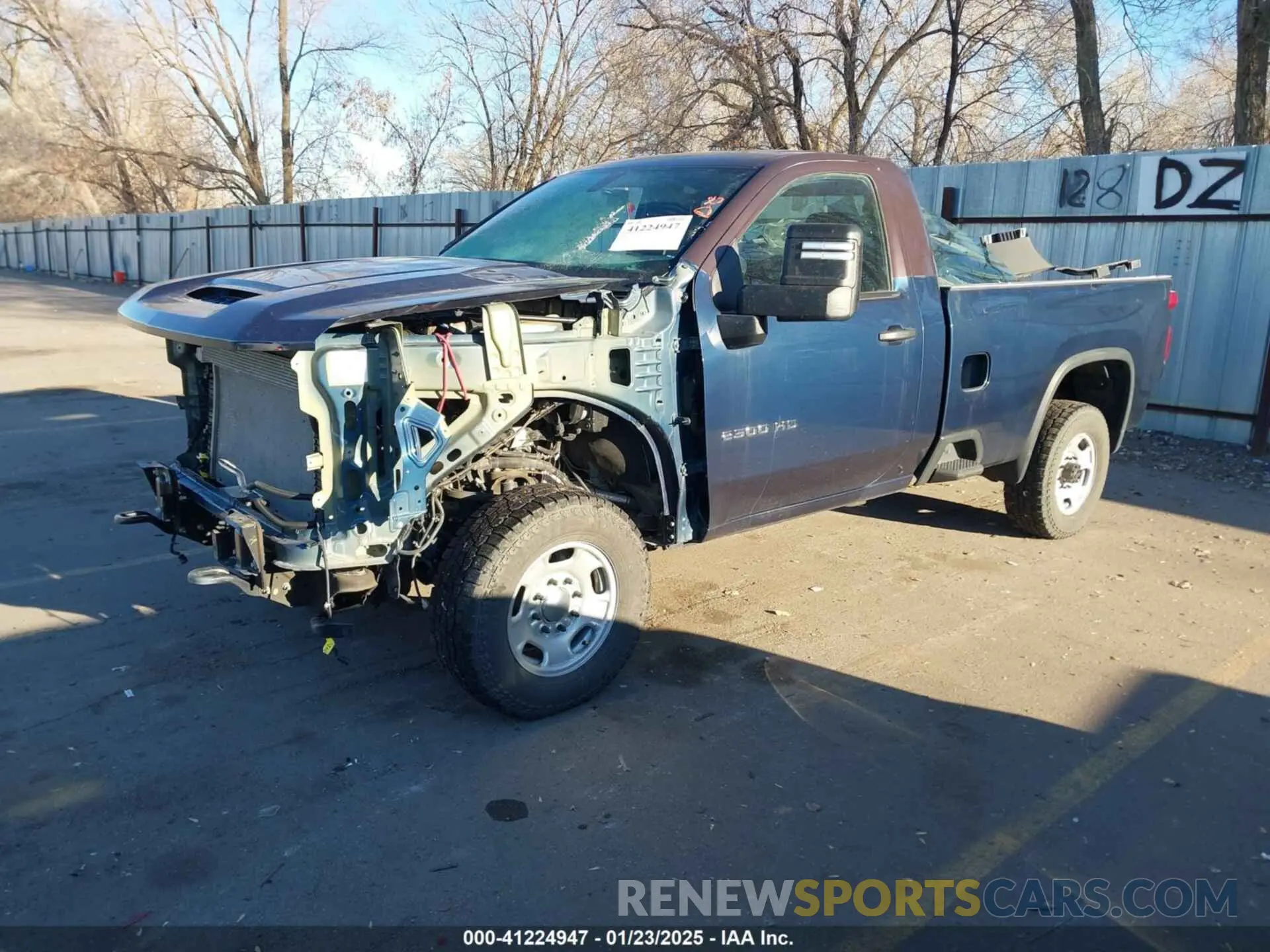 2 Photograph of a damaged car 1GC3YLE79NF326834 CHEVROLET SILVERADO 2500HD 2022