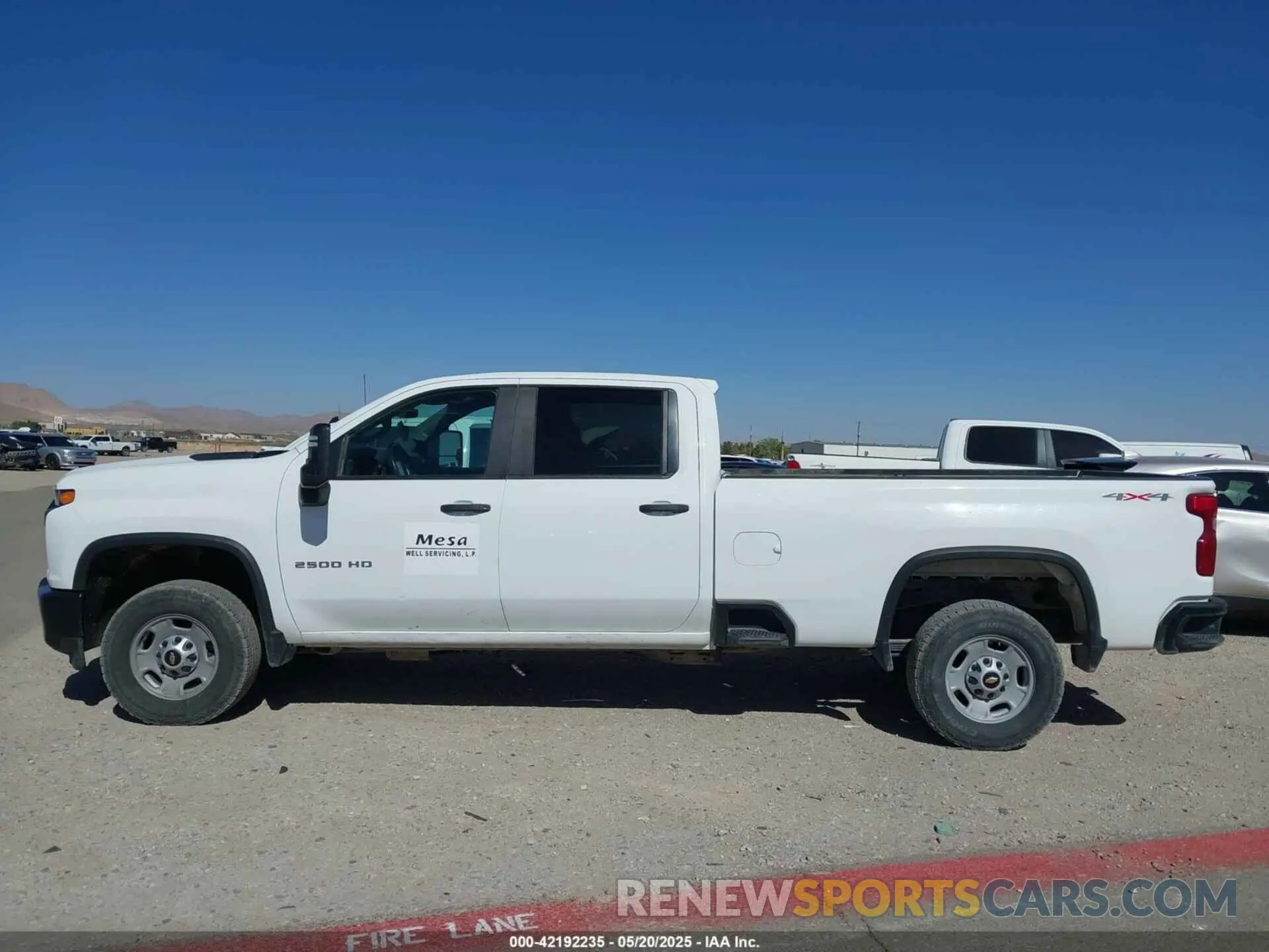 14 Photograph of a damaged car 1GC4YLE76NF224170 CHEVROLET SILVERADO 2500HD 2022