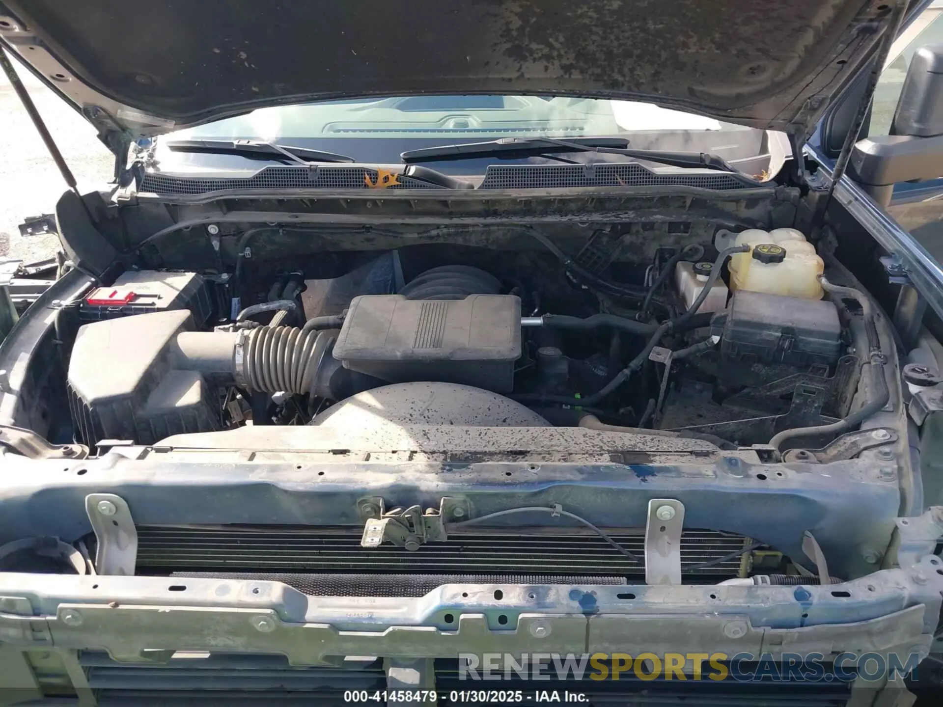 9 Photograph of a damaged car 1GC4YME73NF359998 CHEVROLET SILVERADO 2500HD 2022