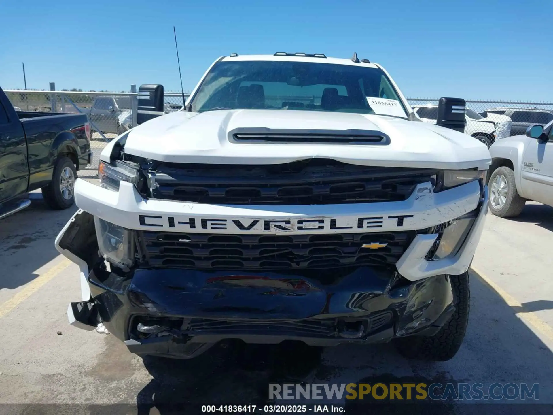 13 Photograph of a damaged car 1GC4YME75NF356181 CHEVROLET SILVERADO 2500HD 2022