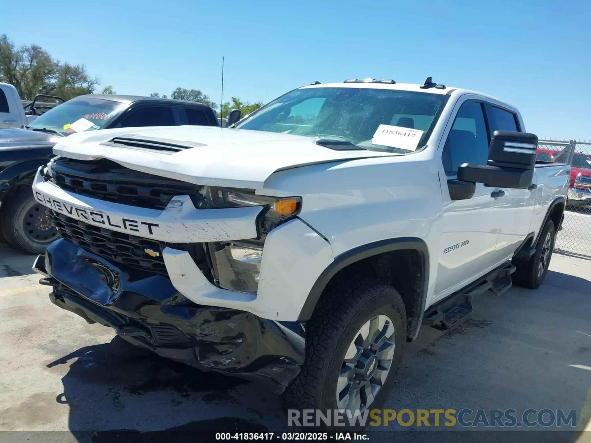 2 Photograph of a damaged car 1GC4YME75NF356181 CHEVROLET SILVERADO 2500HD 2022