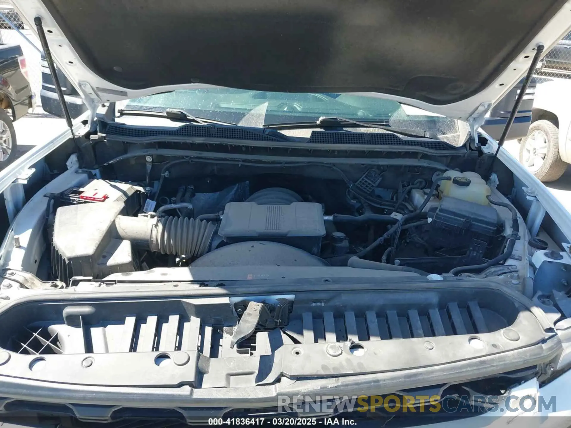 9 Photograph of a damaged car 1GC4YME75NF356181 CHEVROLET SILVERADO 2500HD 2022
