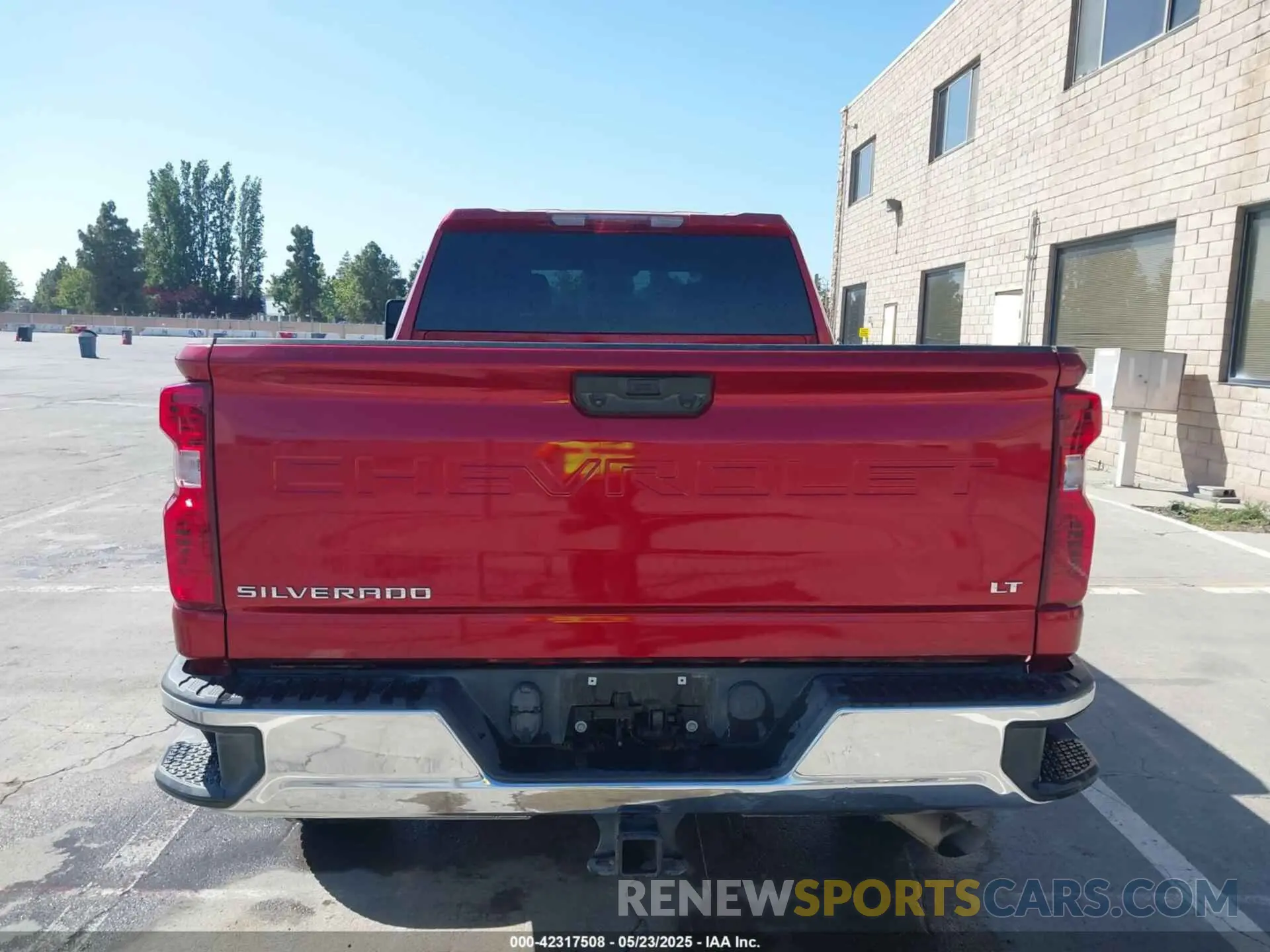 15 Photograph of a damaged car 1GC4YNE74NF130459 CHEVROLET SILVERADO 2500HD 2022