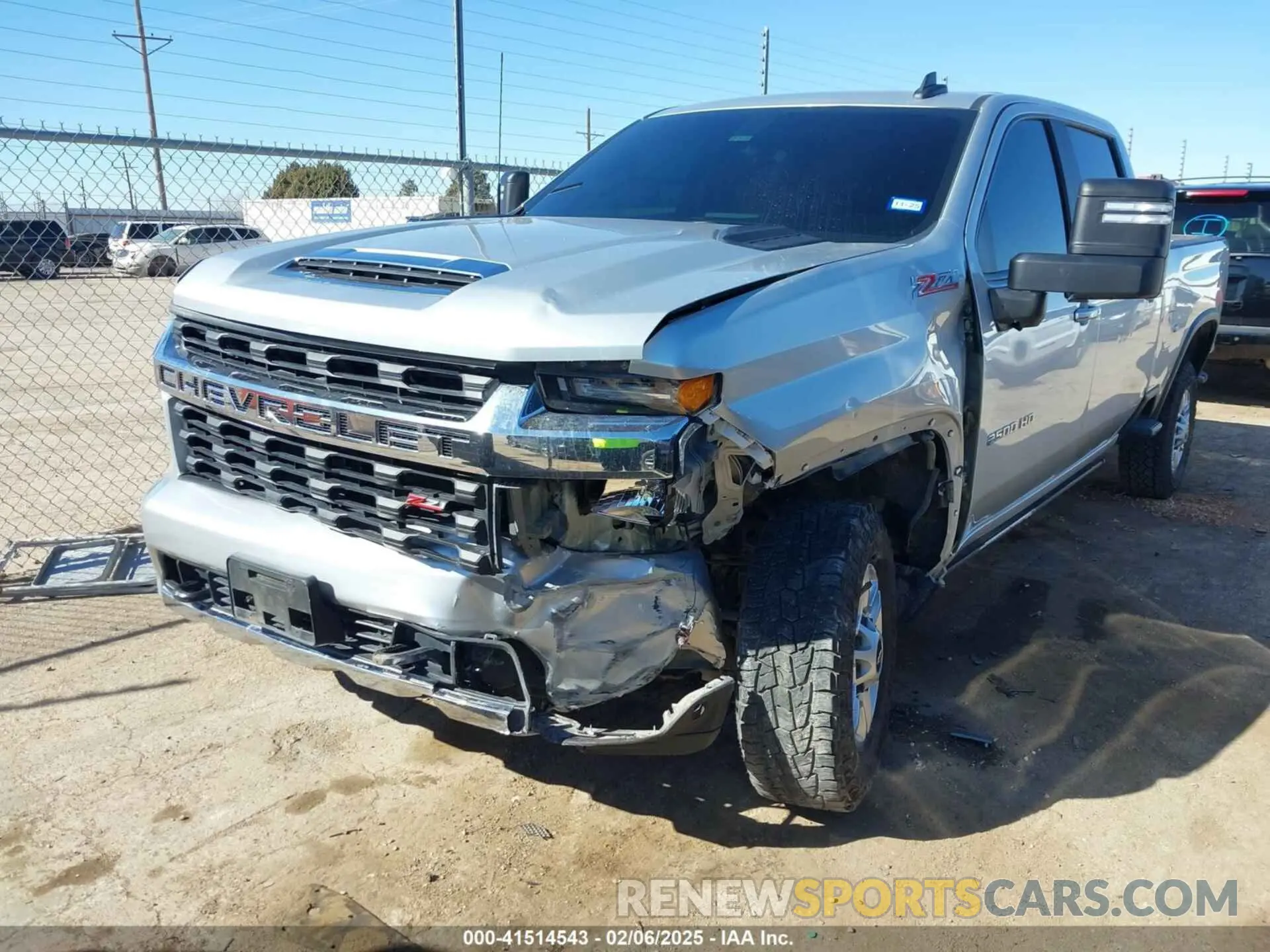 10 Photograph of a damaged car 1GC4YNE78NF177056 CHEVROLET SILVERADO 2500HD 2022