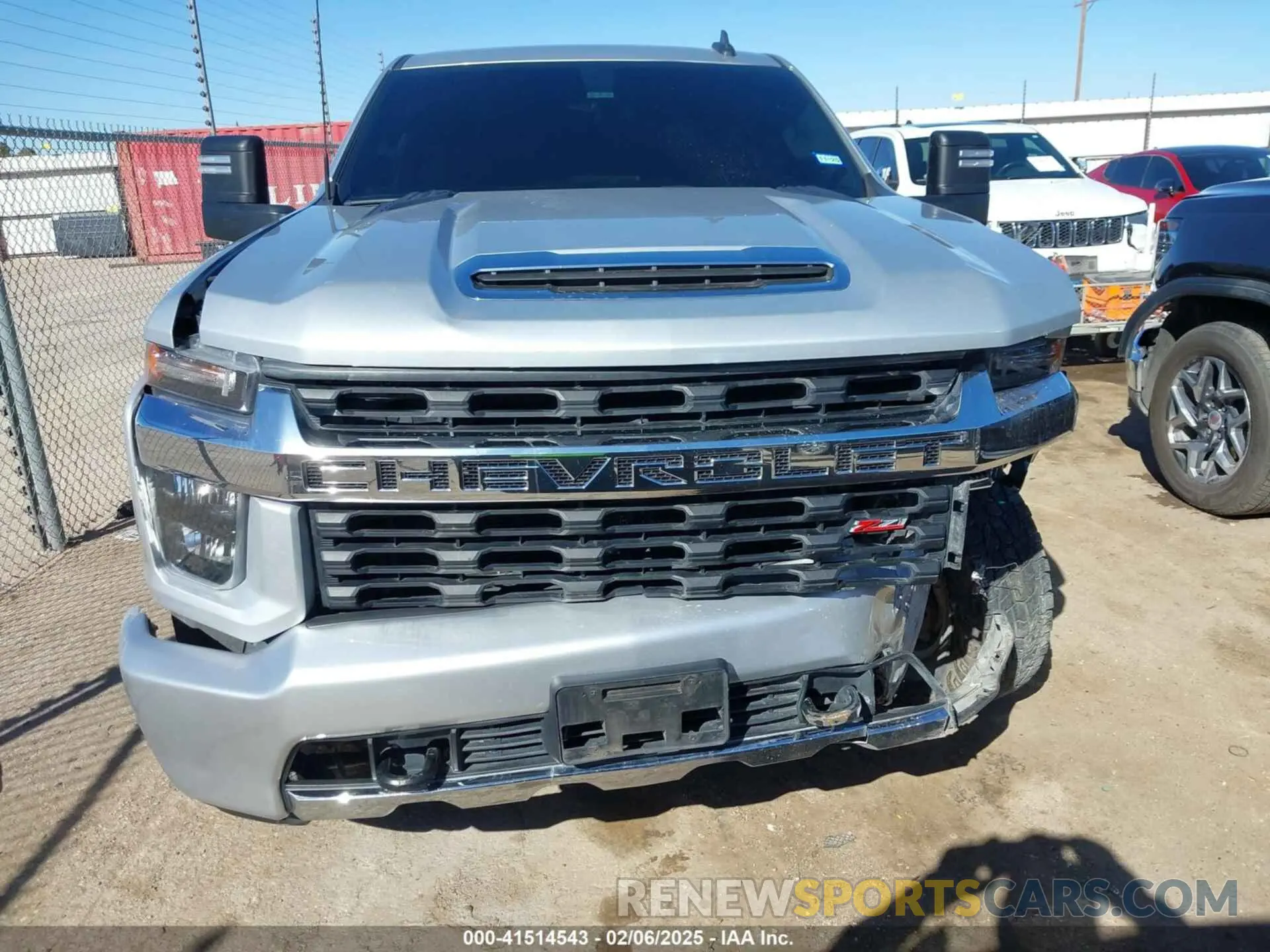 13 Photograph of a damaged car 1GC4YNE78NF177056 CHEVROLET SILVERADO 2500HD 2022