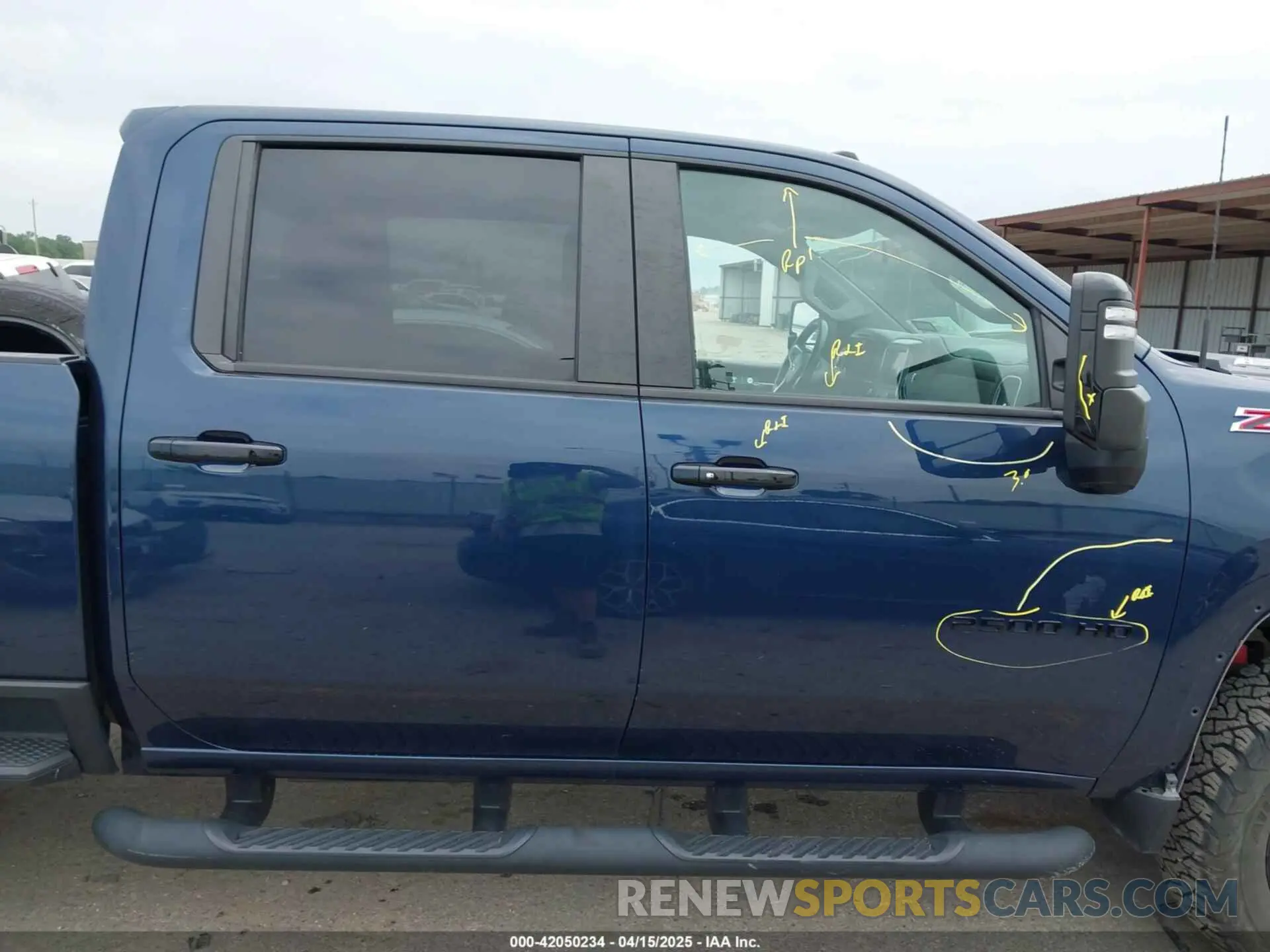14 Photograph of a damaged car 1GC4YNEY0NF131990 CHEVROLET SILVERADO 2500HD 2022