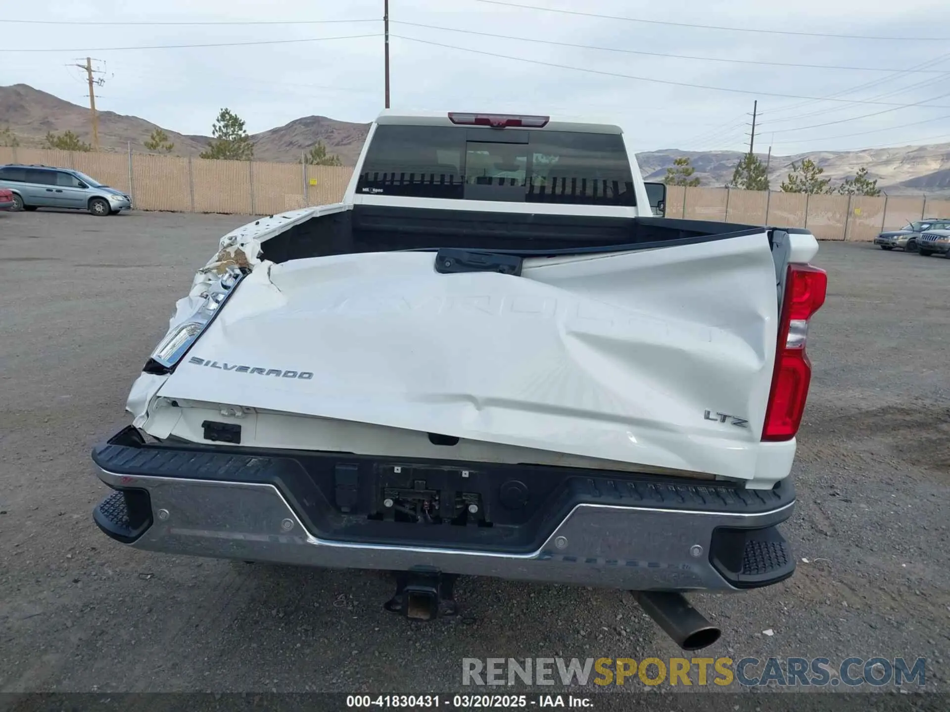 16 Photograph of a damaged car 1GC4YPE74NF359946 CHEVROLET SILVERADO 2500HD 2022
