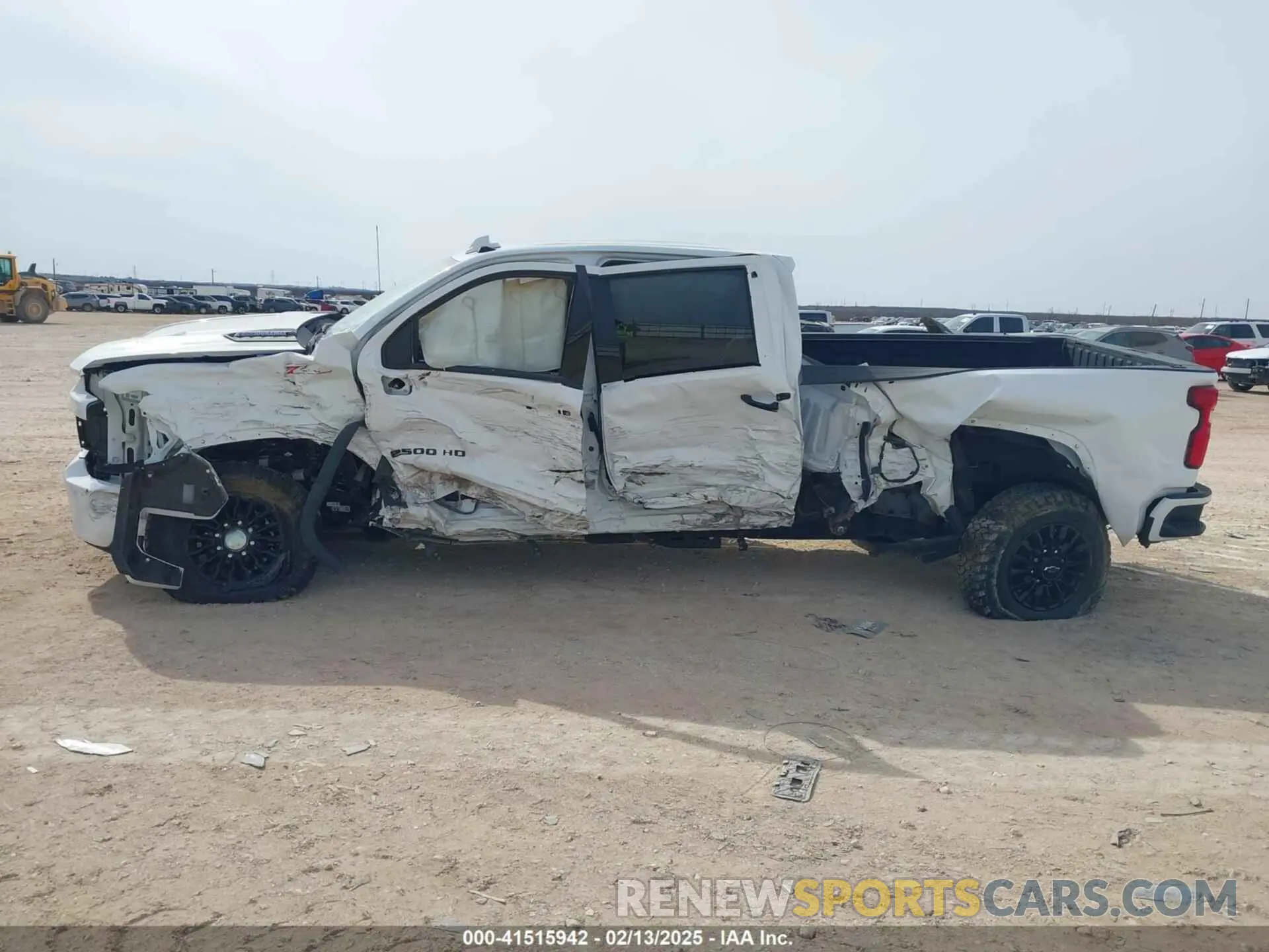 13 Photograph of a damaged car 1GC4YPEY4NF151820 CHEVROLET SILVERADO 2500HD 2022
