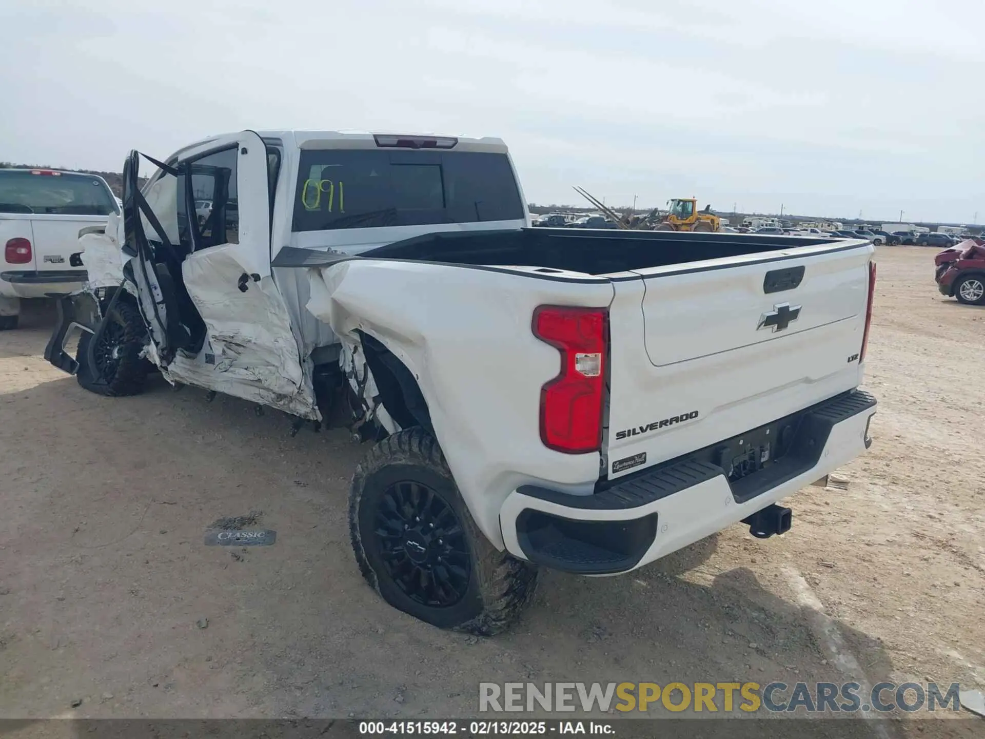 3 Photograph of a damaged car 1GC4YPEY4NF151820 CHEVROLET SILVERADO 2500HD 2022