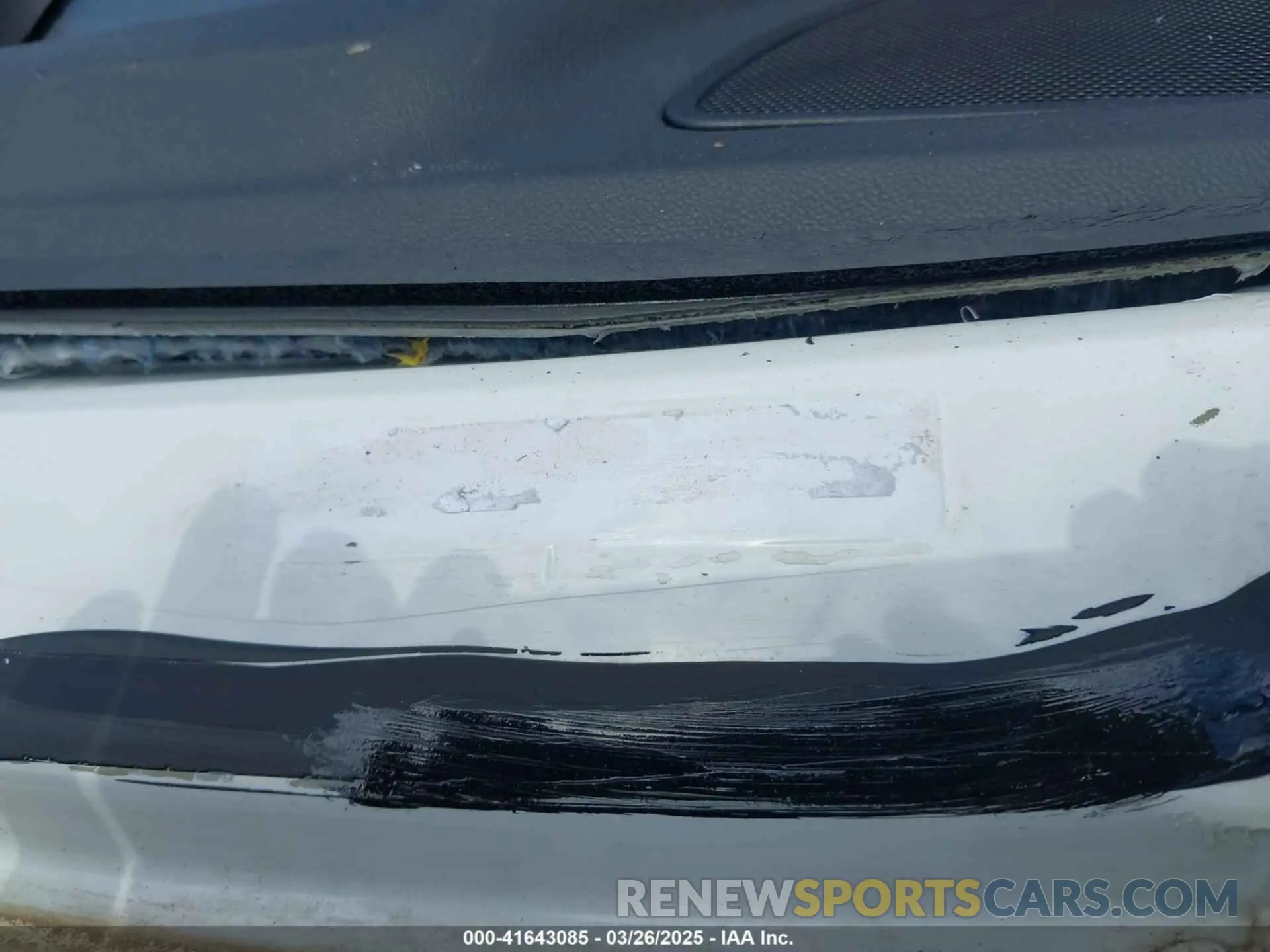 8 Photograph of a damaged car 1GC4YREY0NF167363 CHEVROLET SILVERADO 2500HD 2022