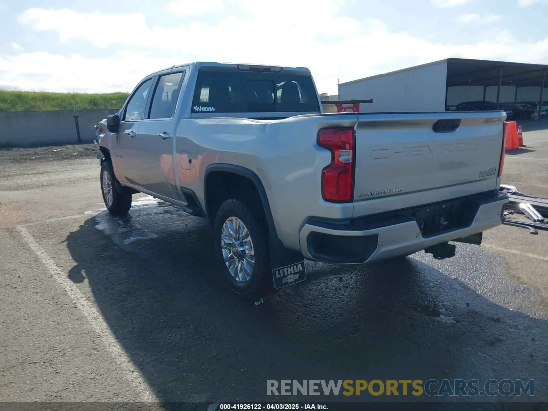 3 Photograph of a damaged car 1GC4YREY4NF110342 CHEVROLET SILVERADO 2500HD 2022