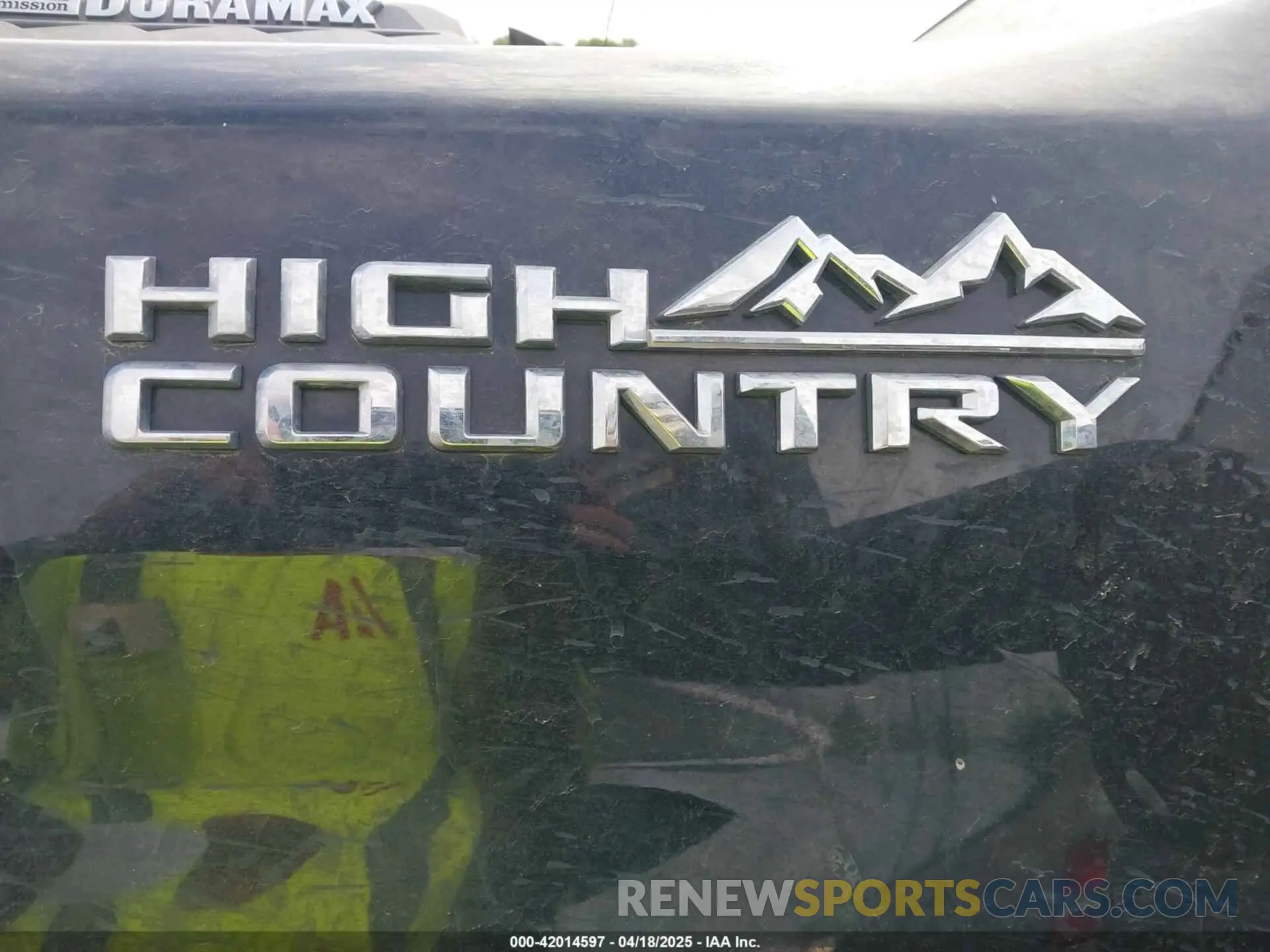 14 Photograph of a damaged car 1GC4YREY7NF164587 CHEVROLET SILVERADO 2500HD 2022