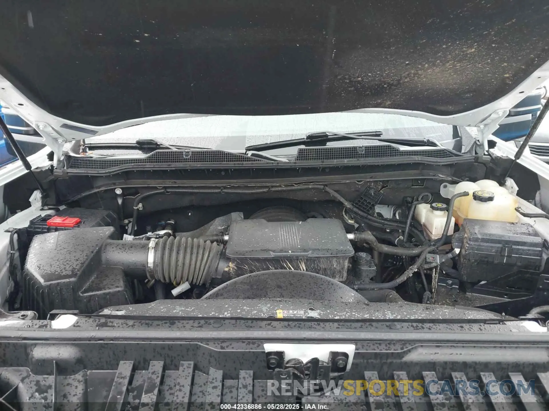 10 Photograph of a damaged car 1GC5YLE78NF282821 CHEVROLET SILVERADO 2500HD 2022
