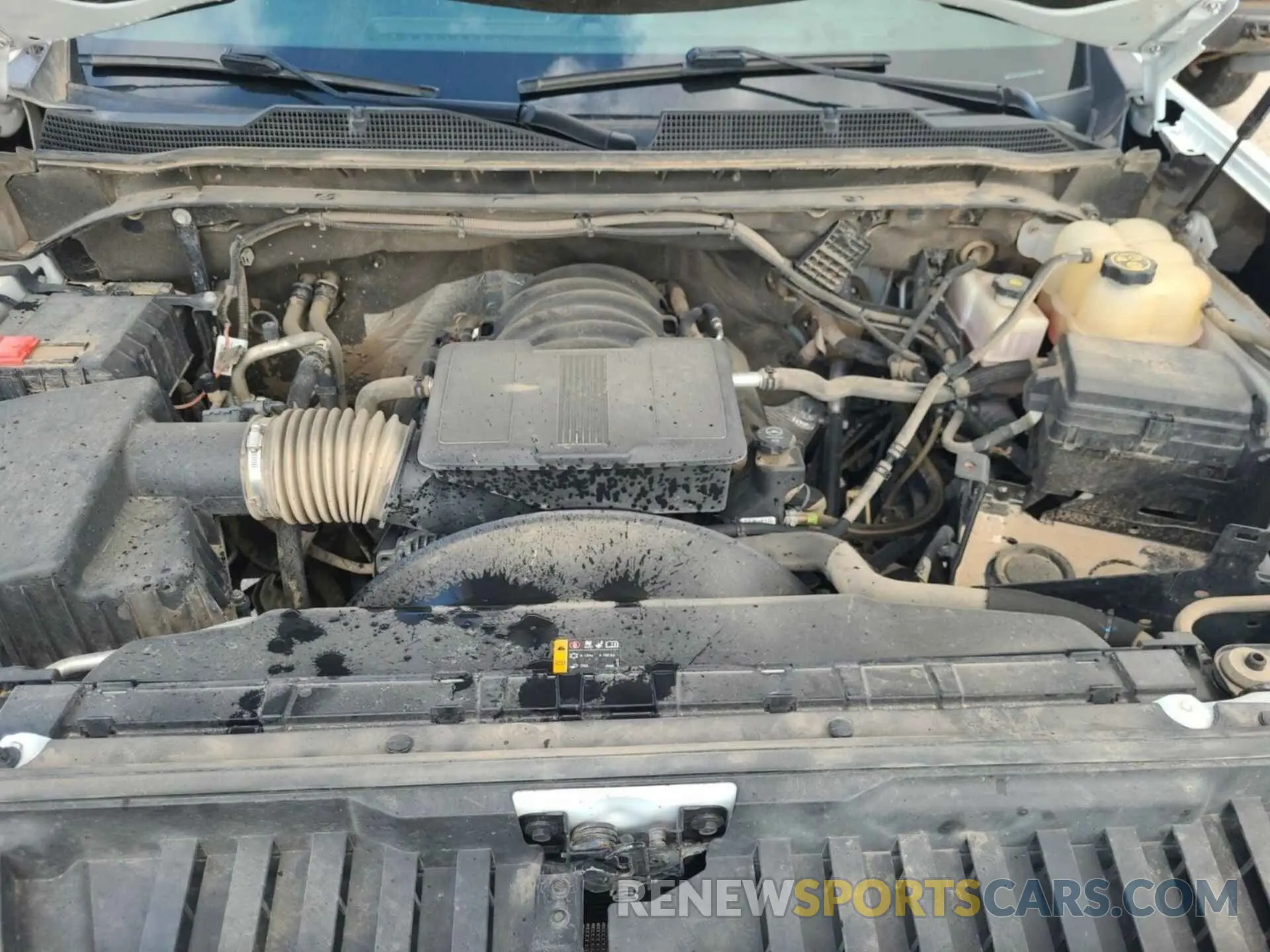 9 Photograph of a damaged car 2GC1YME75N1222801 CHEVROLET SILVERADO 2500HD 2022