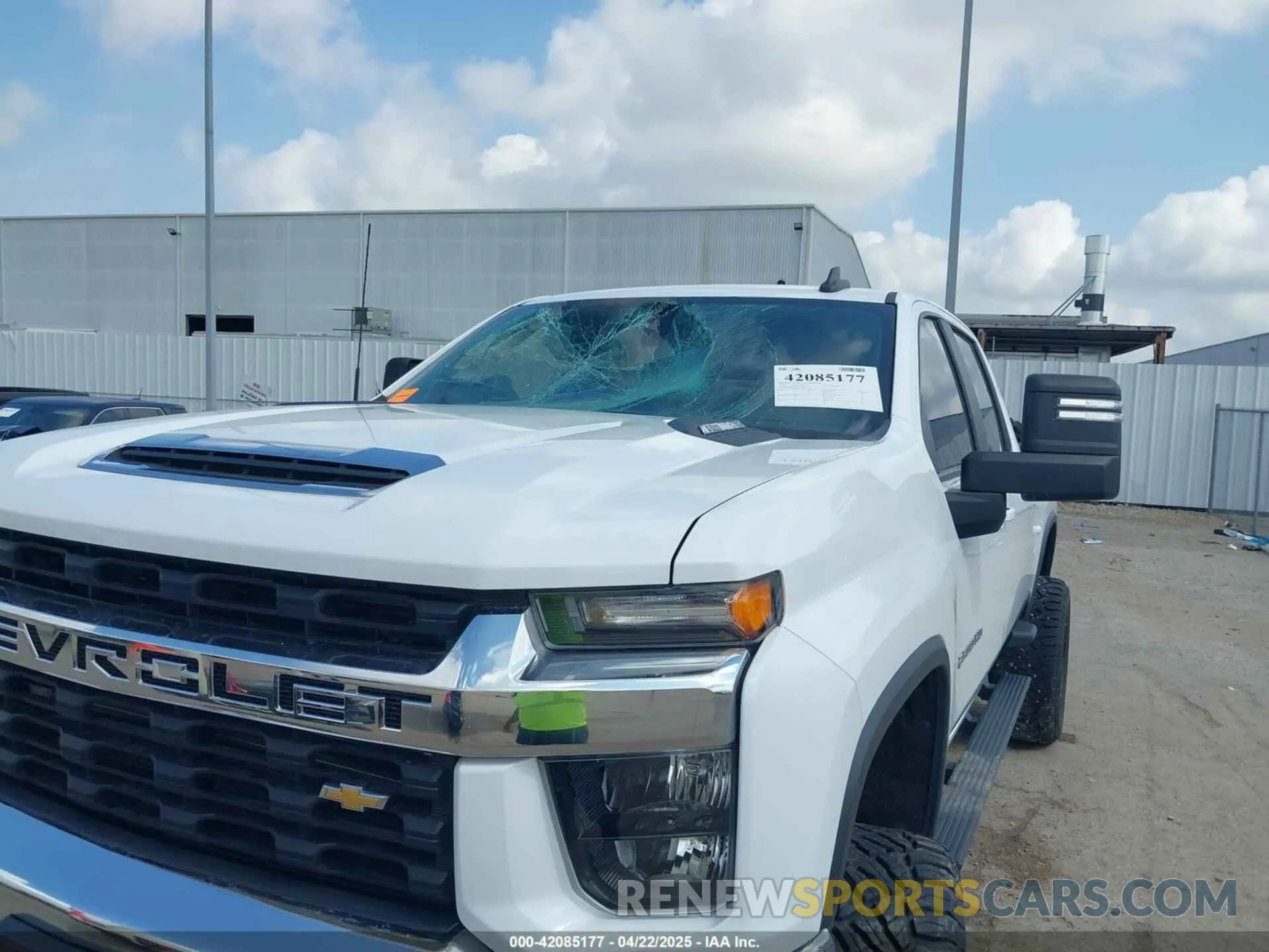 10 Photograph of a damaged car 2GC4WNEY7N1229041 CHEVROLET SILVERADO 2500HD 2022
