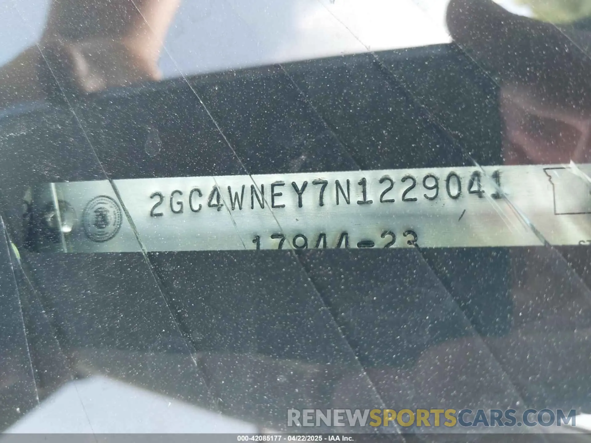 8 Photograph of a damaged car 2GC4WNEY7N1229041 CHEVROLET SILVERADO 2500HD 2022