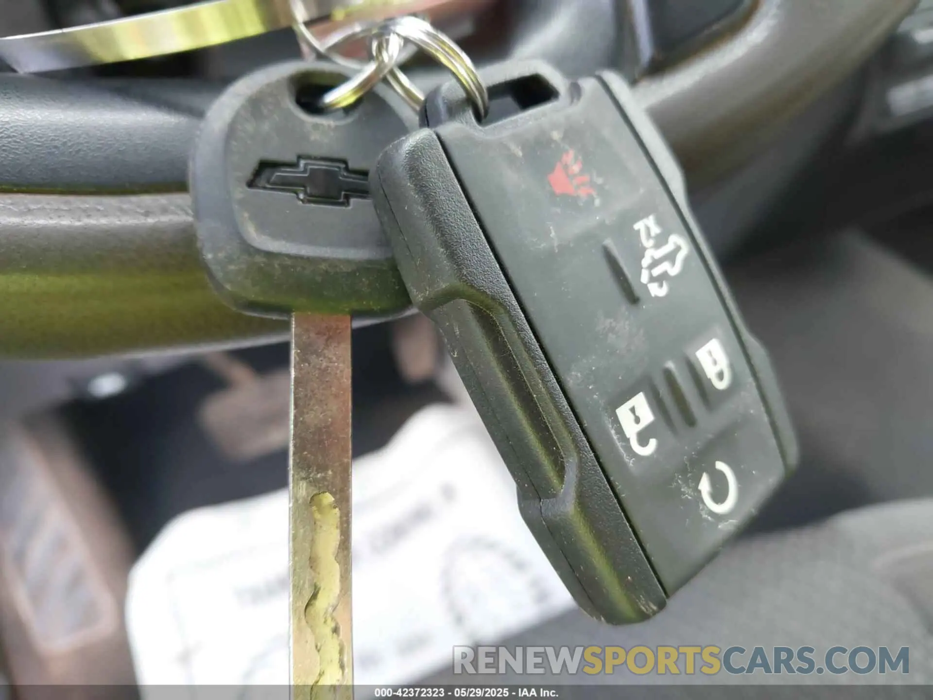10 Photograph of a damaged car 2GC4YME70N1225005 CHEVROLET SILVERADO 2500HD 2022